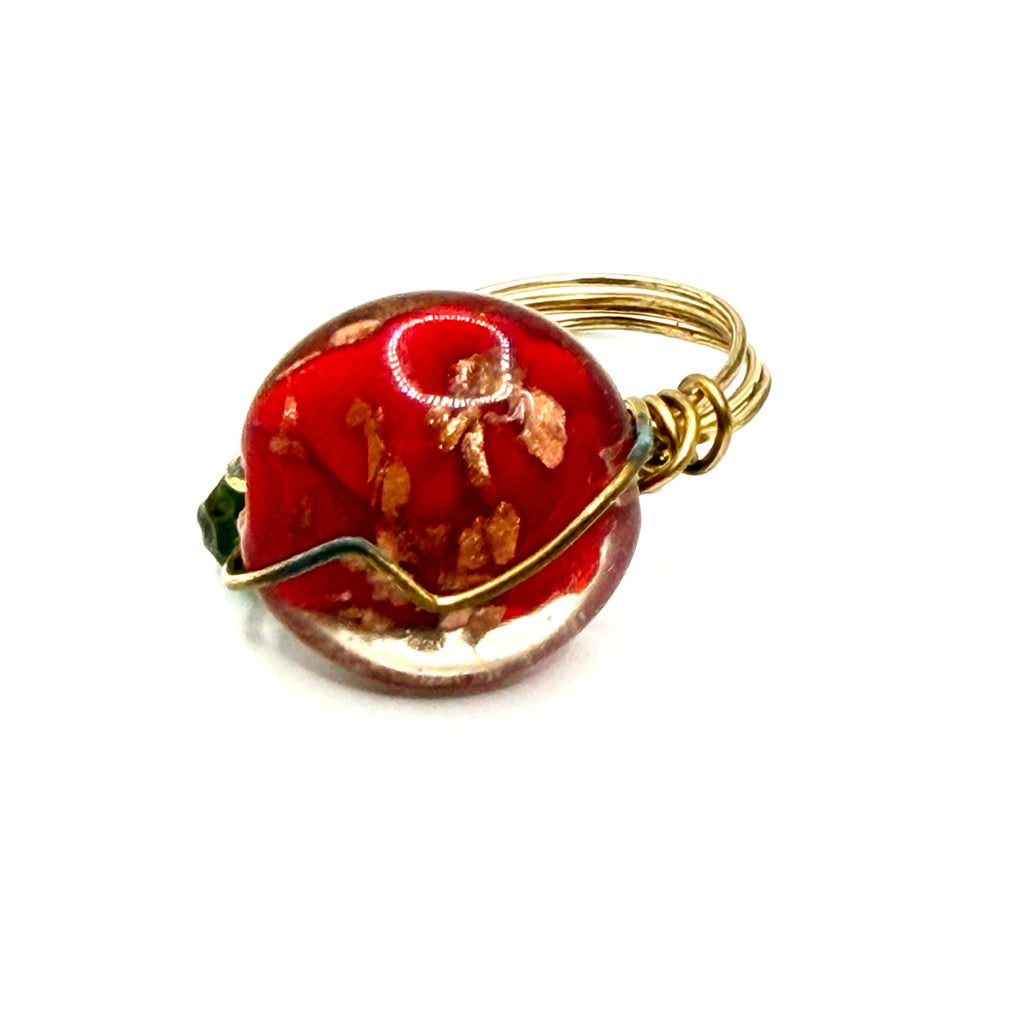 Vintage 90s Gold Wire Wrapped Red Foil Glass Bead Ring