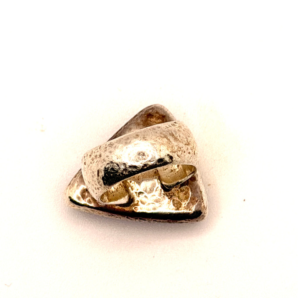 Vintage 90s Blue Lapis Lazuli Sterling Silver Hammered Triangle Ring