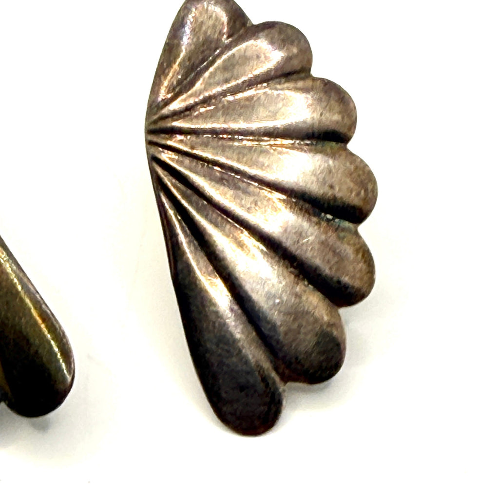 Vintage 90s Sterling Silver Fluted Fan Wing Stud Earrings