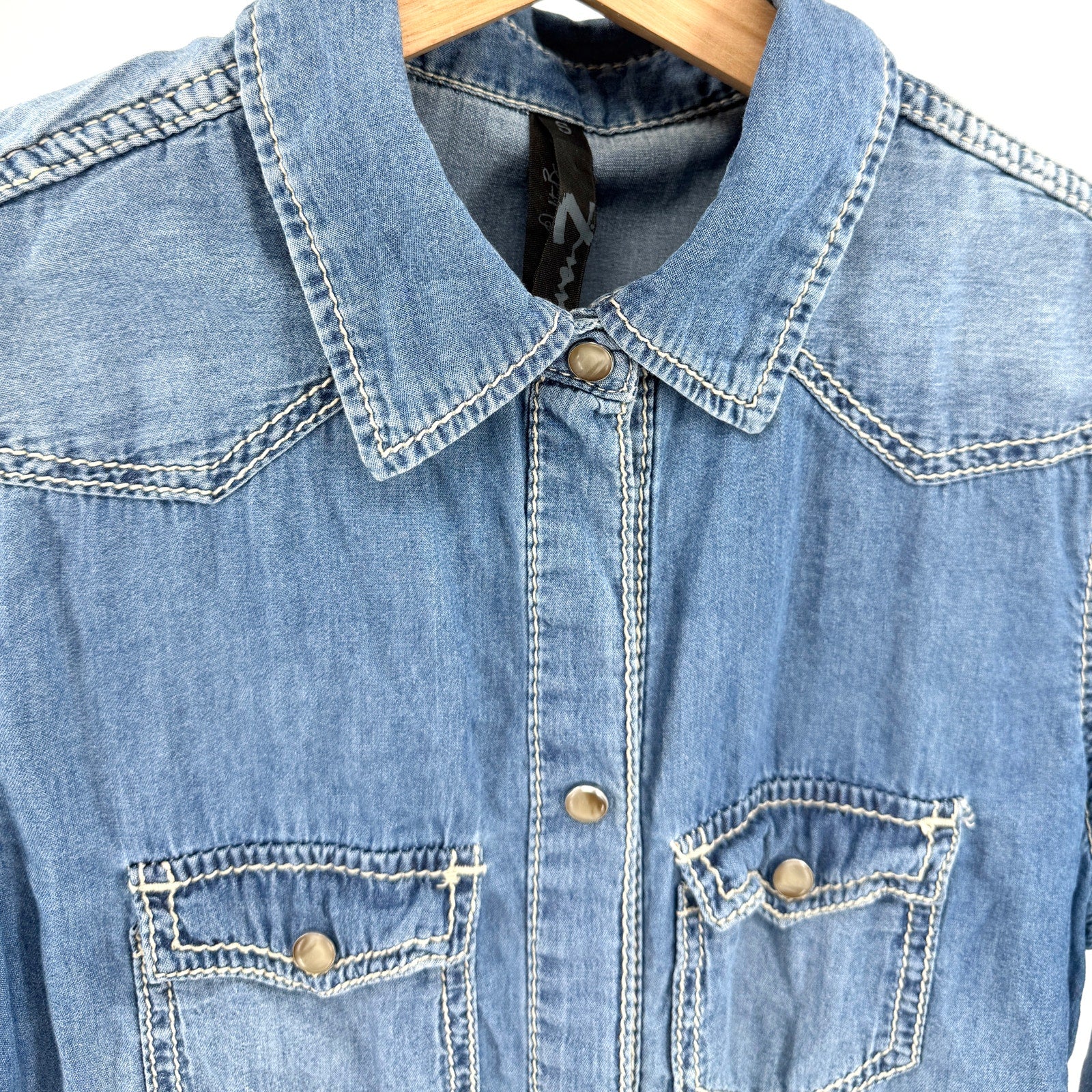 Seven For All Mankind Blue 100% Cotton Western Snap Roll Tab Chambray Shirt