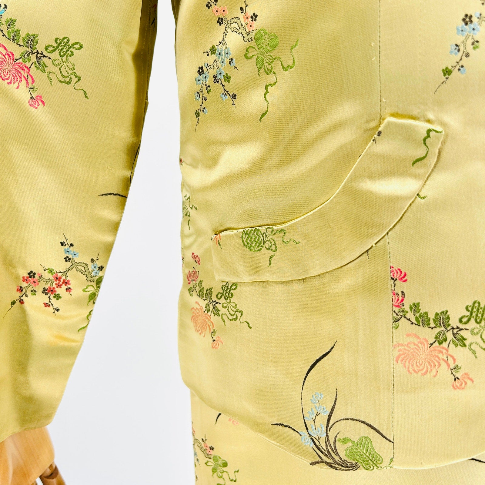 Vintage 60s Couture Gold 100% Silk Satin Embroidered Cheongsam Dress Suit