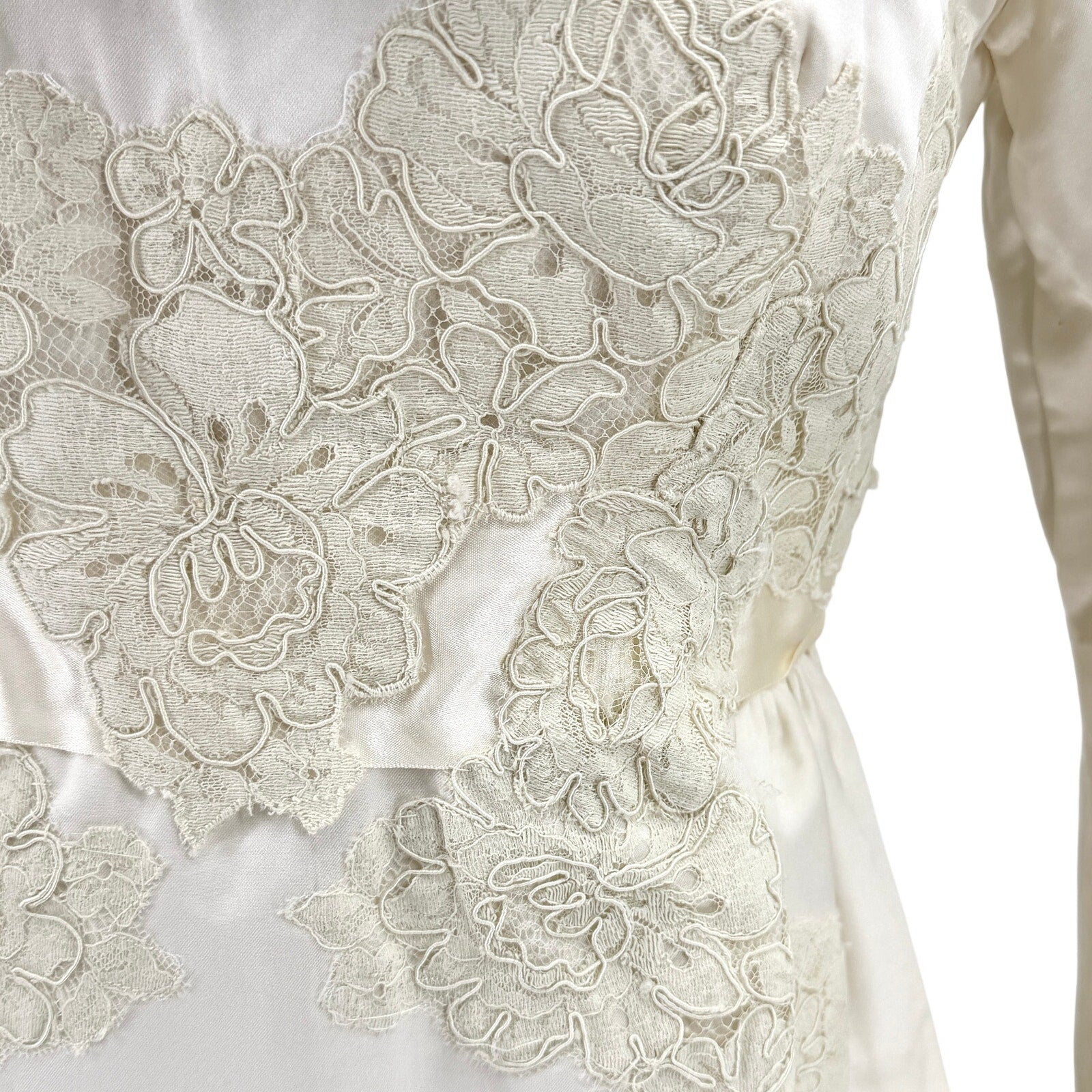 Vintage 60s I Magnin Ivory Satin Elegant Lace Long Sleeve Wedding Dress