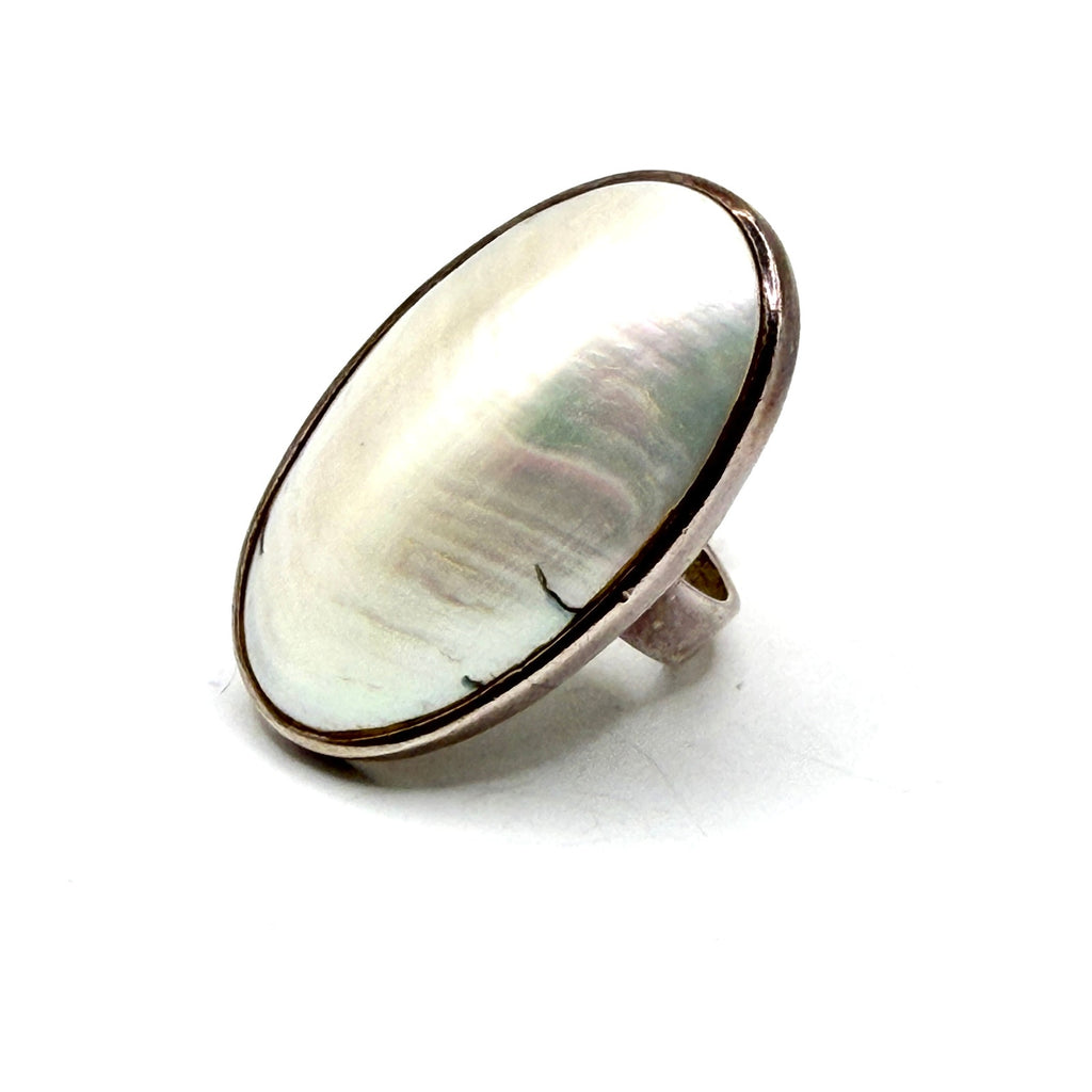 Vintage 90s Stamped Sterling Silver White Mother of Pearl Oval Cocktail Ring