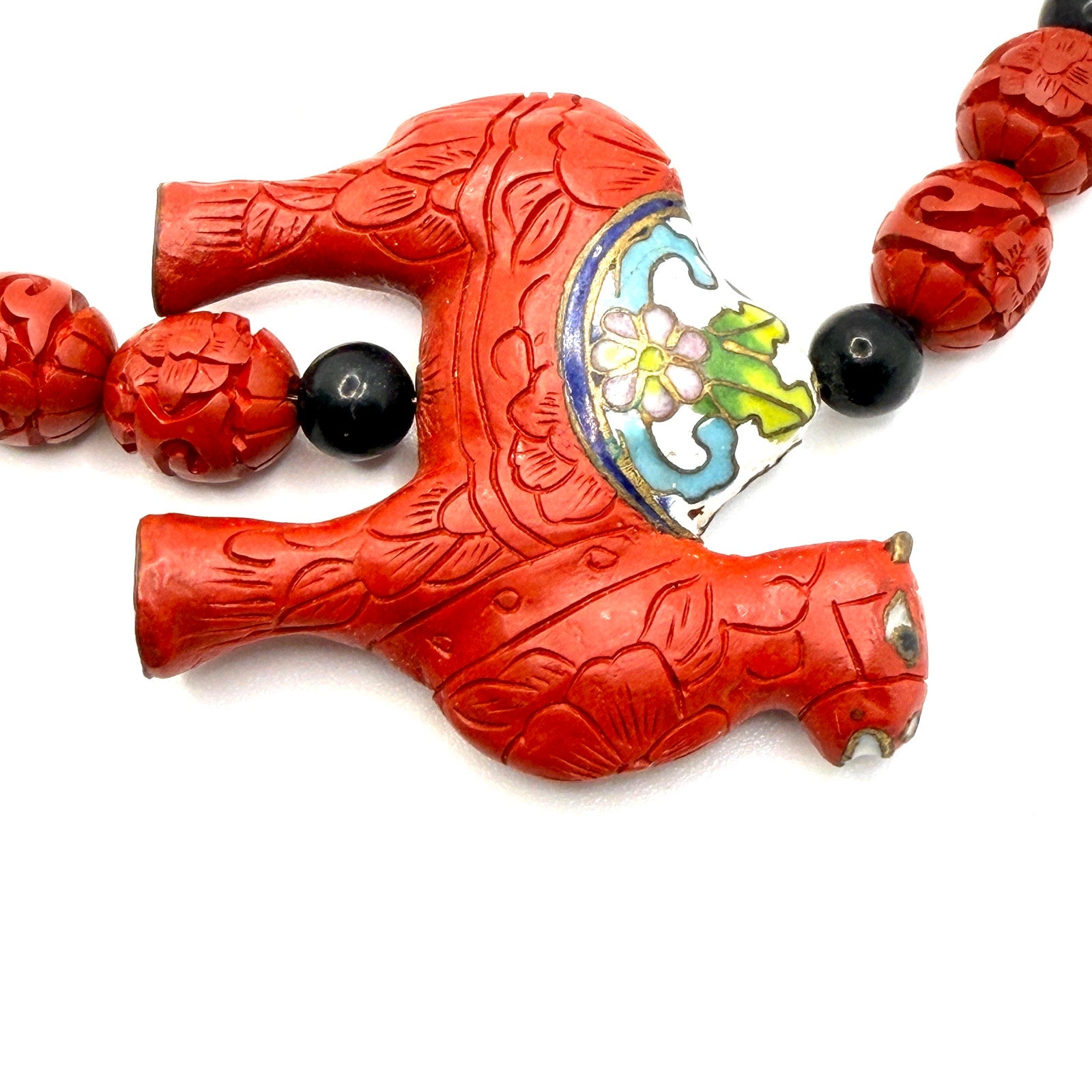 Vintage 90s Red Cinnabar Carved Camel Cloisonne Beaded Statement Necklace