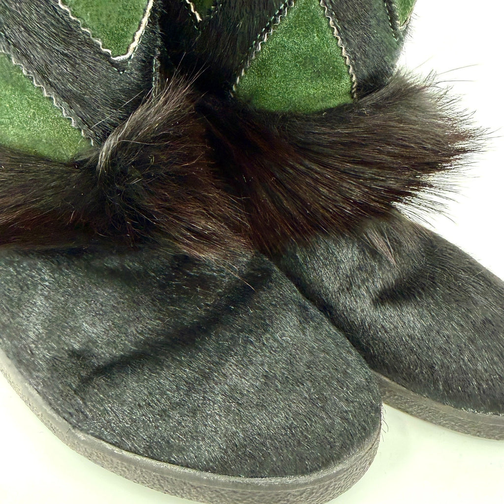 Vintage 90s Oscar Sport Green Suede Fur Trim Mukluk Boots