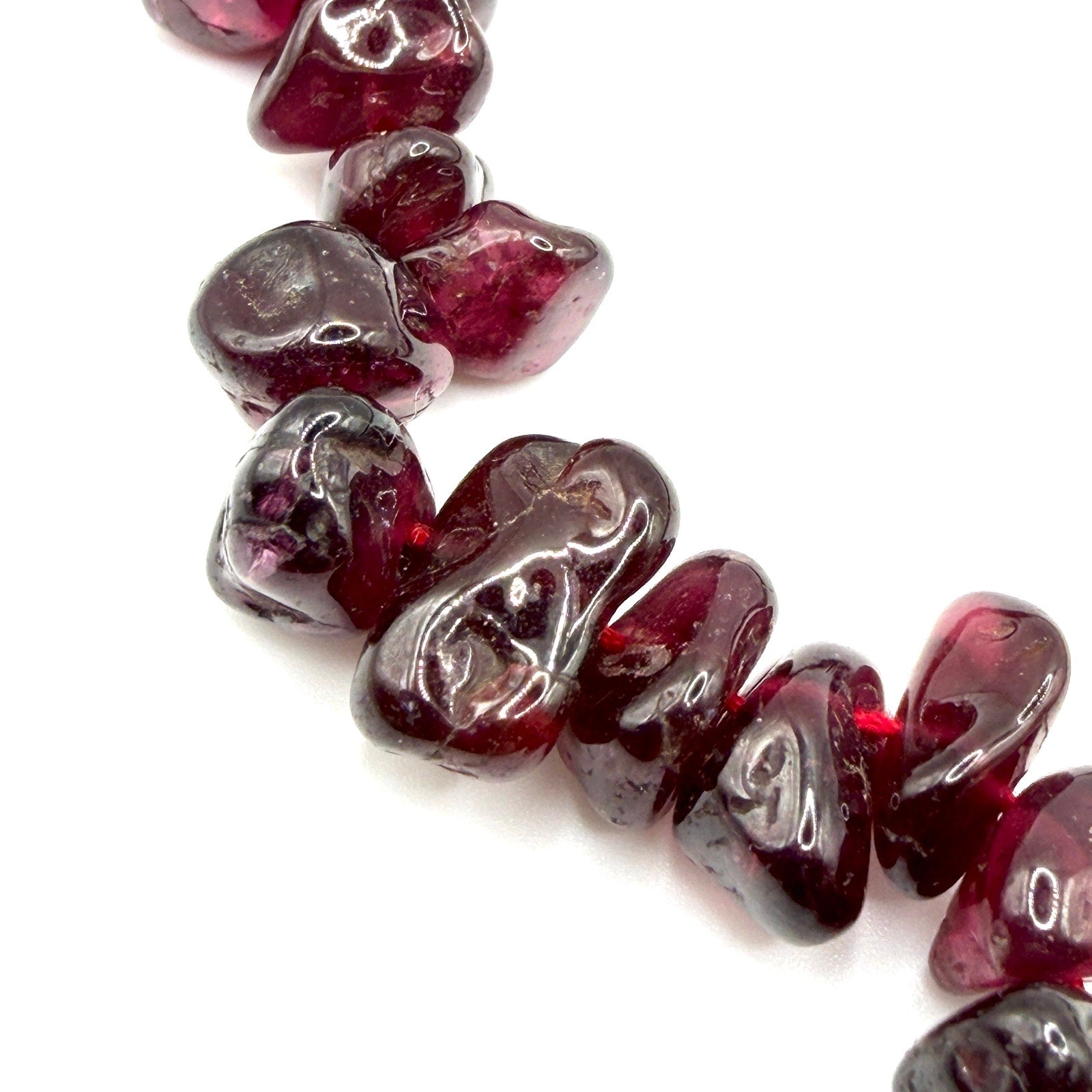 Vintage 90s Red Garnet Gemstone Chip Strand Barrel Clasp Necklace