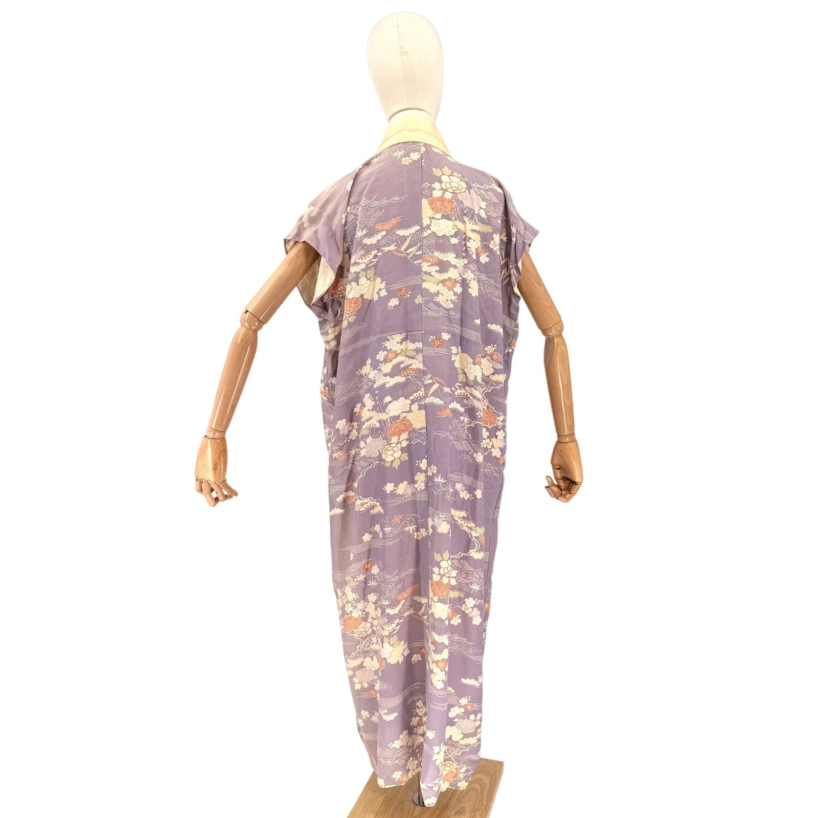 Vintage 50s Showa Era Purple 100% Silk Floral Nagajuban Loungewear Kimono Robe
