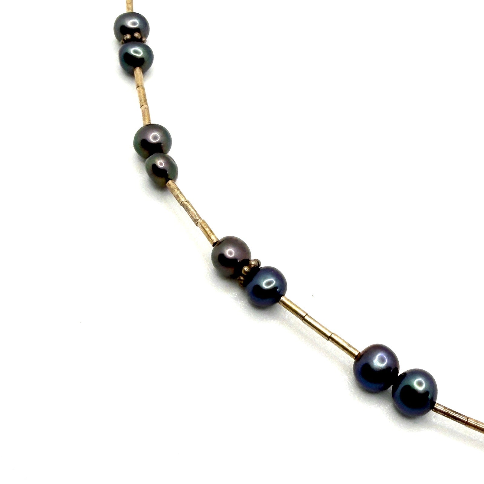 Vintage 90s Silver Peacock Freshwater Pearl Liquid Silver Necklace