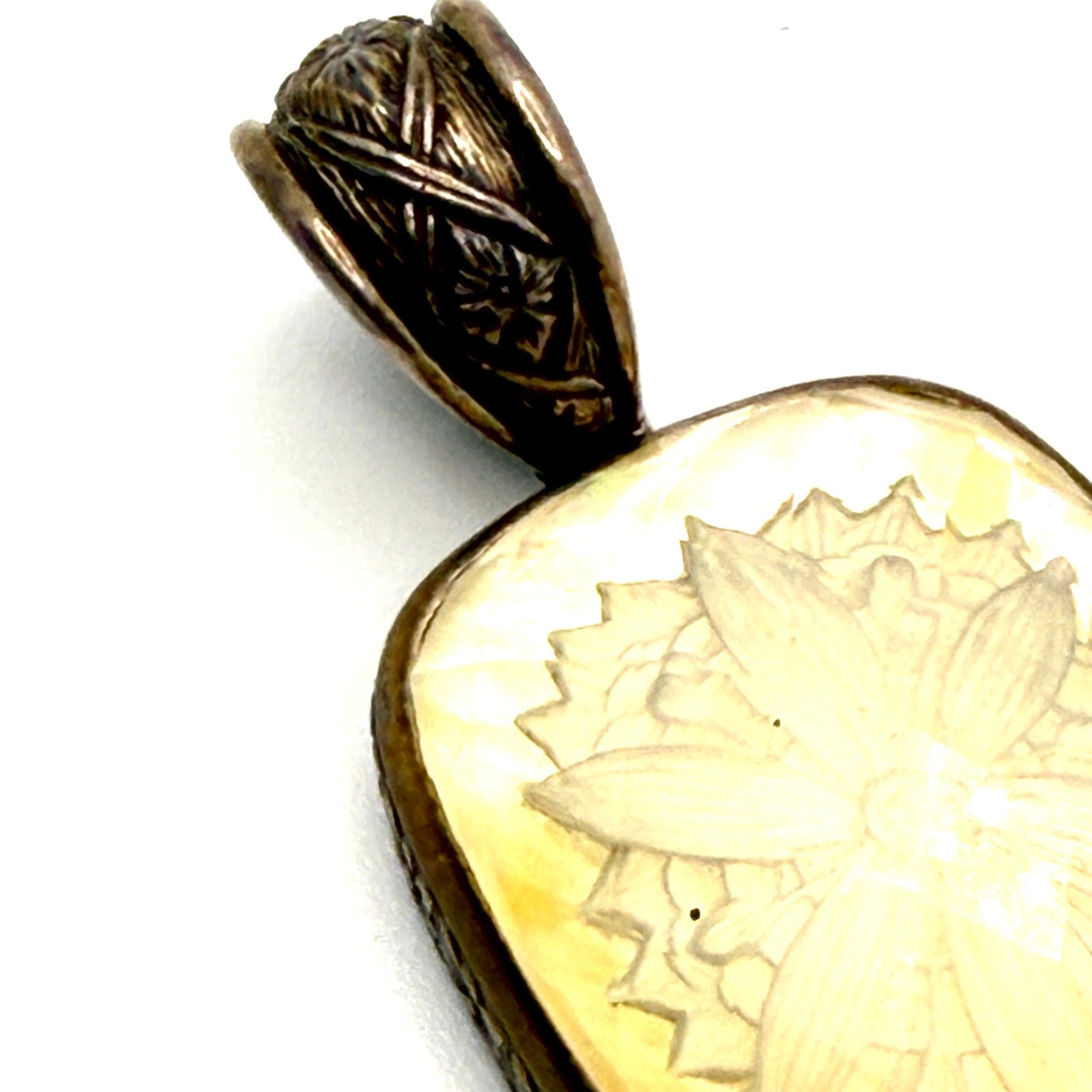 Vintage 90s Stephen Dweck Yellow Cut Glass Intaglio Enhancer Pendant
