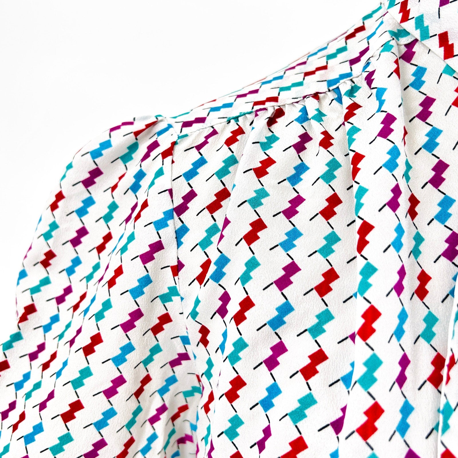 Vintage 80s Evan-Picone White Multicolor Geometric Pussybow Blouse
