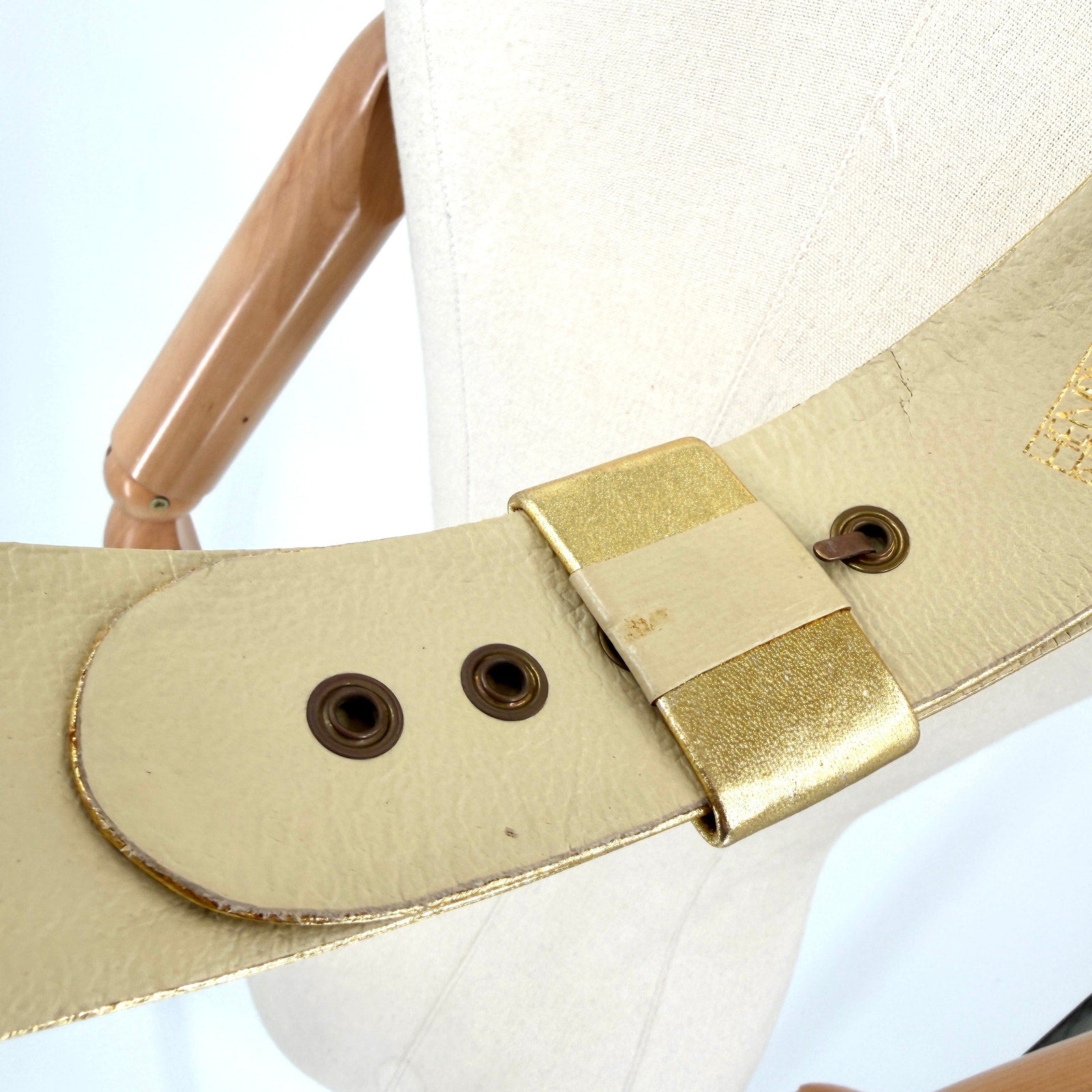 Vintage 80s Henryks Bijoux Gold Genuine Leather Austrian Crystal Belt