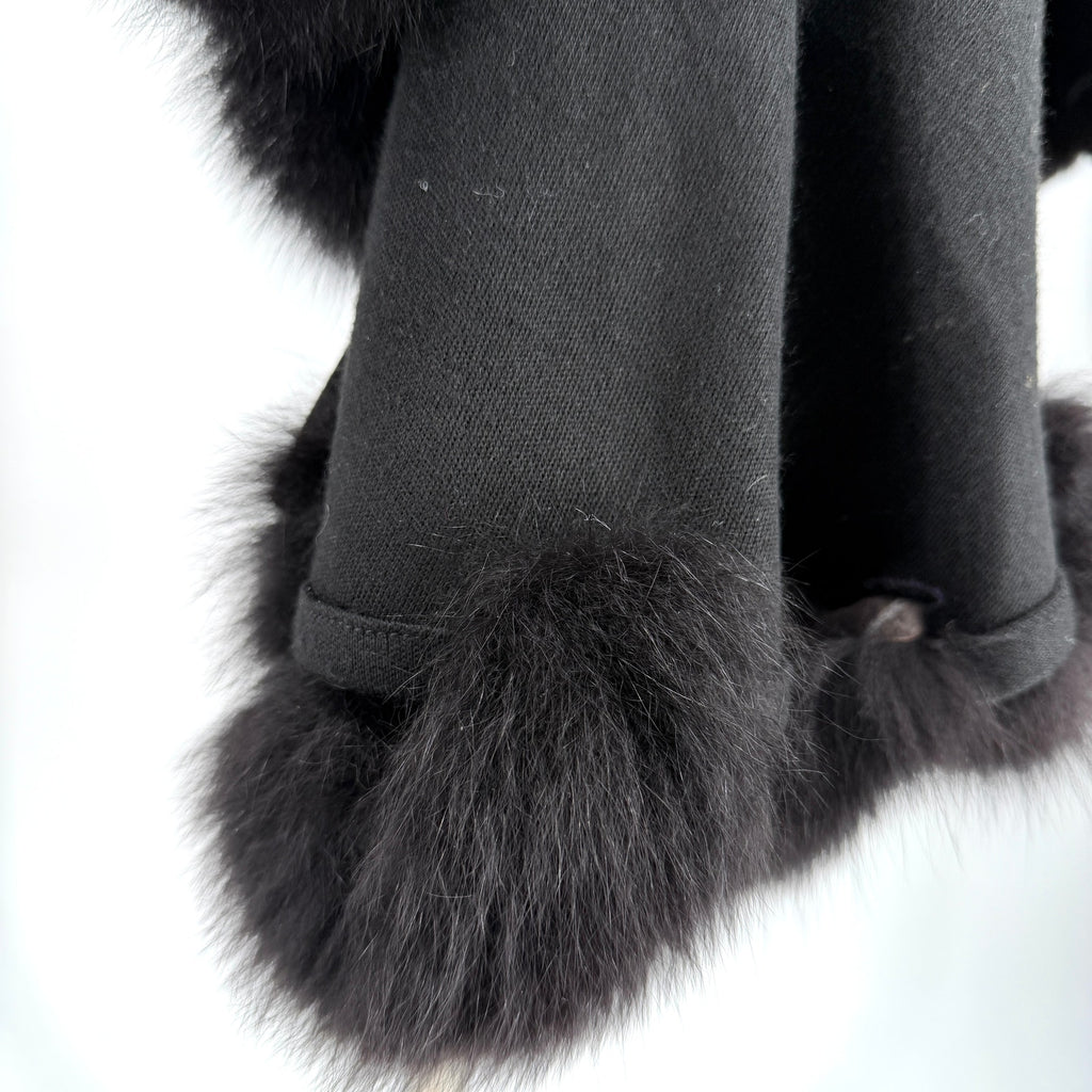 Caruana Black Heavy Knit Genuine Fur Trim Elegant Outerwear Cape Ruana