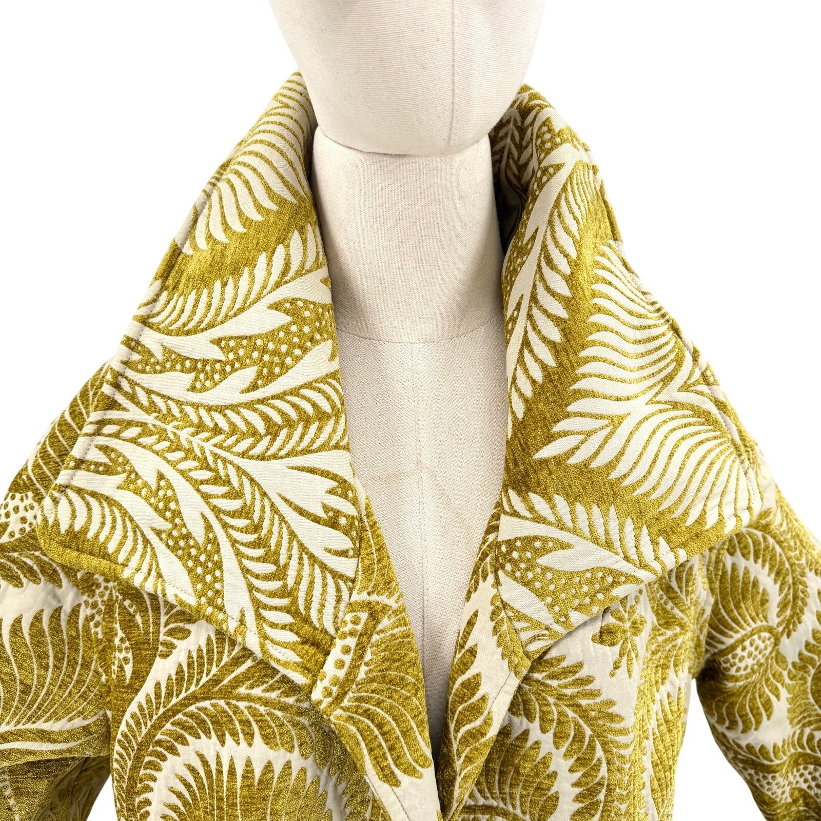Vintage Y2K 3 Sisters Cream Yellow Tapestry Floral Wire Collar Duster Jacket