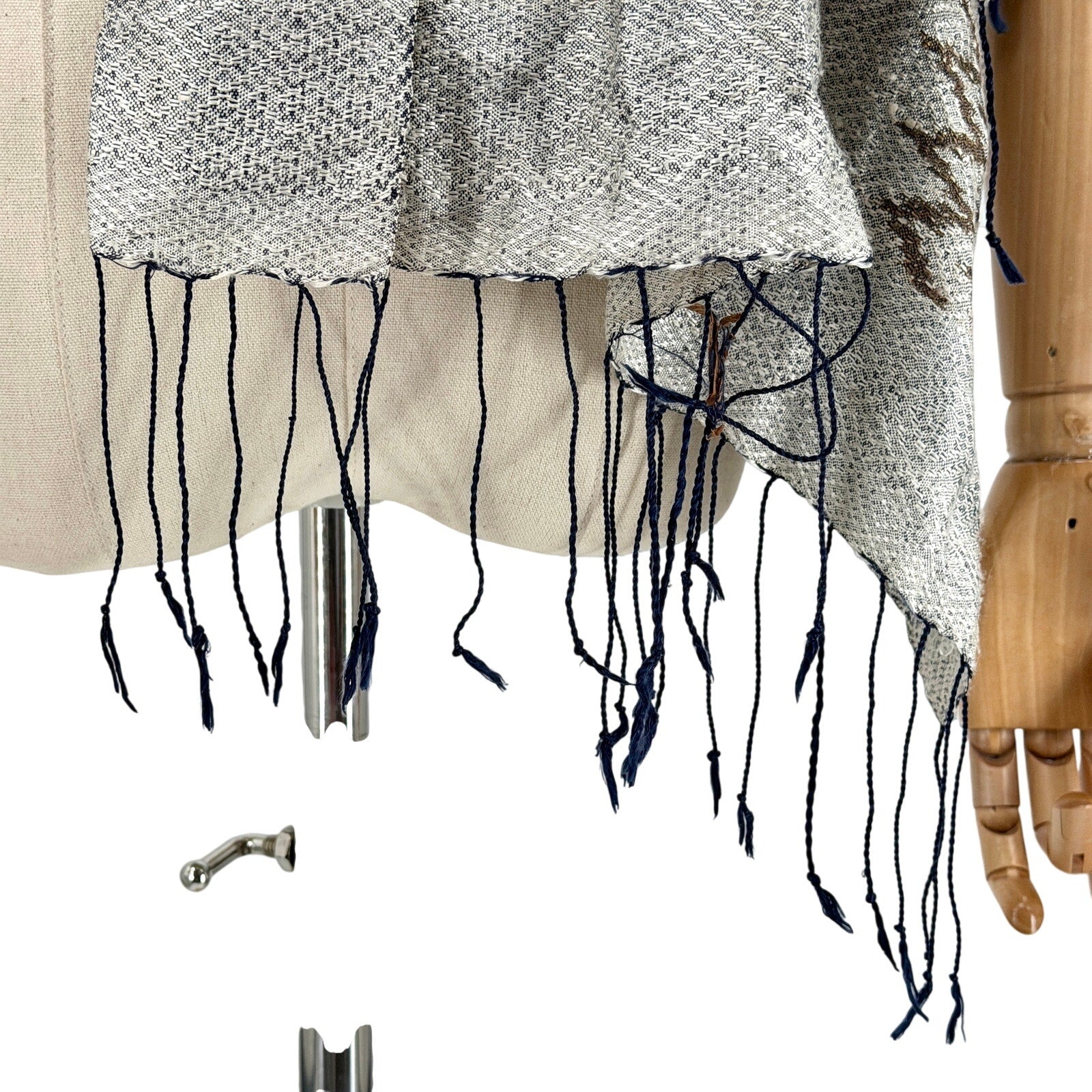 Vintage Y2K Silver Brown 100% Silk Geometric Fringe Scarf Wrap