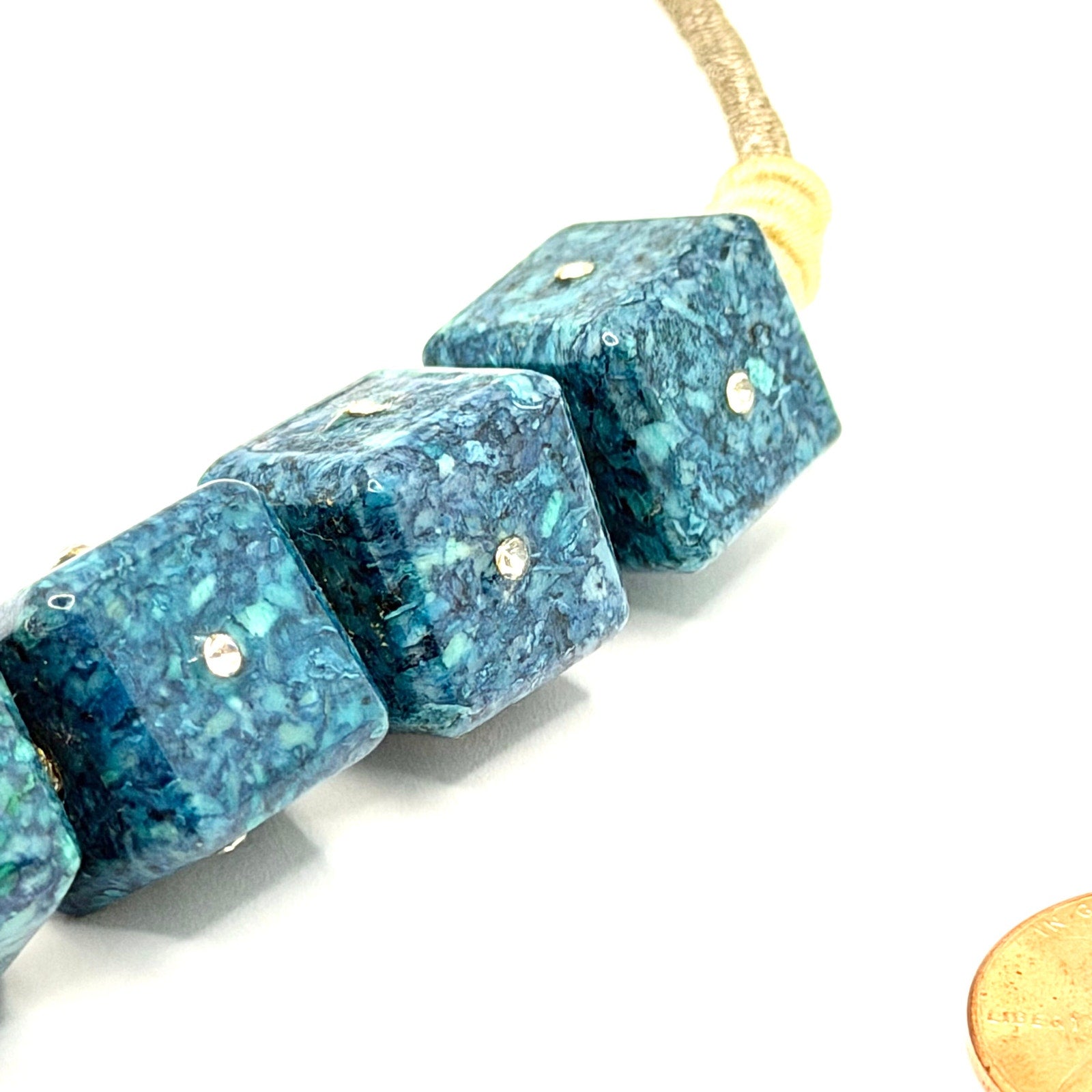 Vintage 90s Turquoise Colored Speckled Cube Beaded Statement Necklace Choker