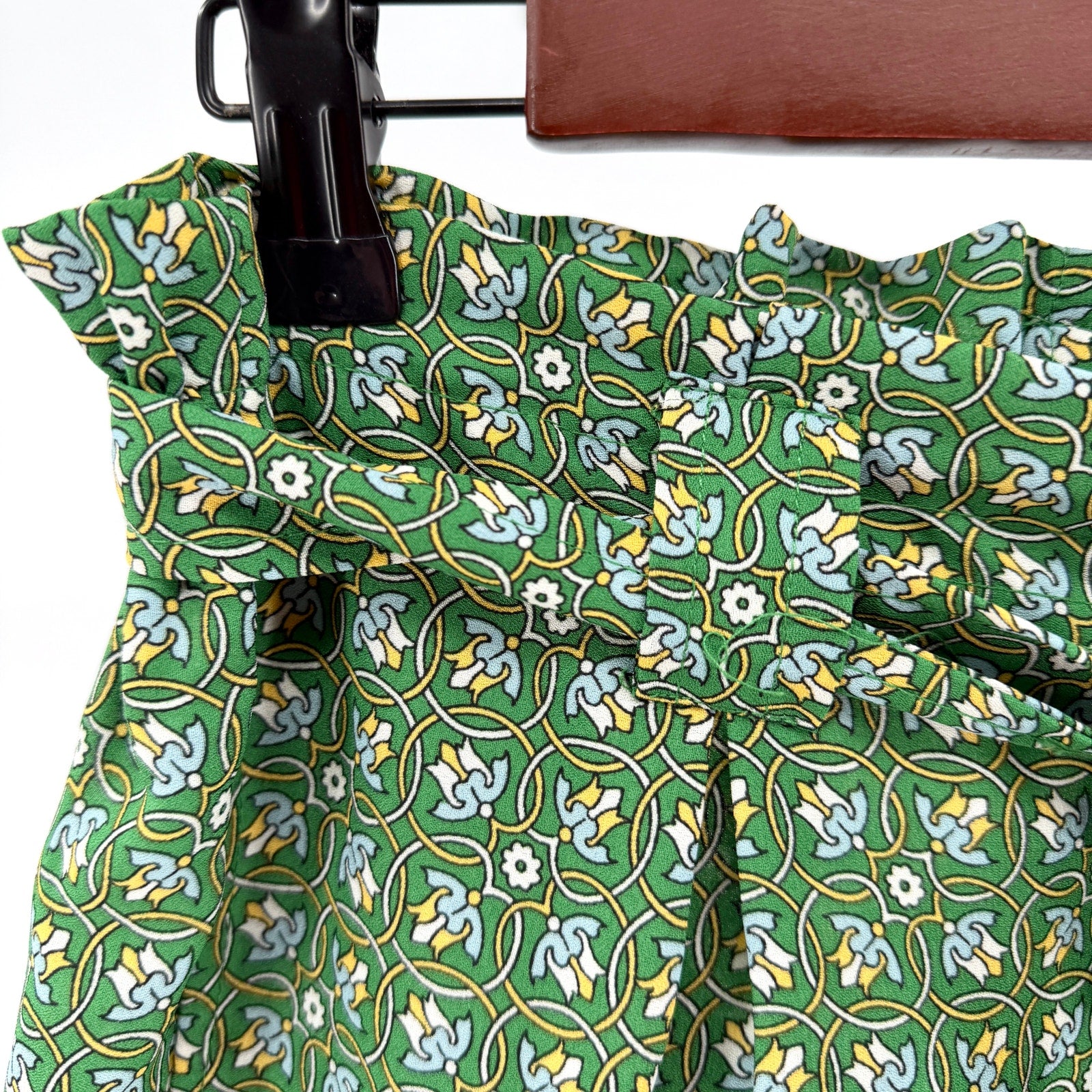 Max Studio Green Floral Paperbag Waist Tie-Front Shorts