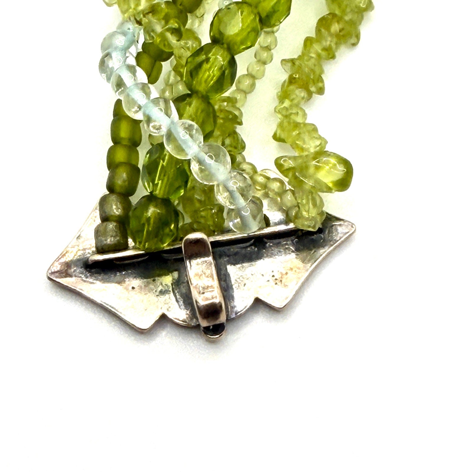 Vintage 90s Green Peridot Multi Strand Beaded Sterling Silver Clasp Bracelet