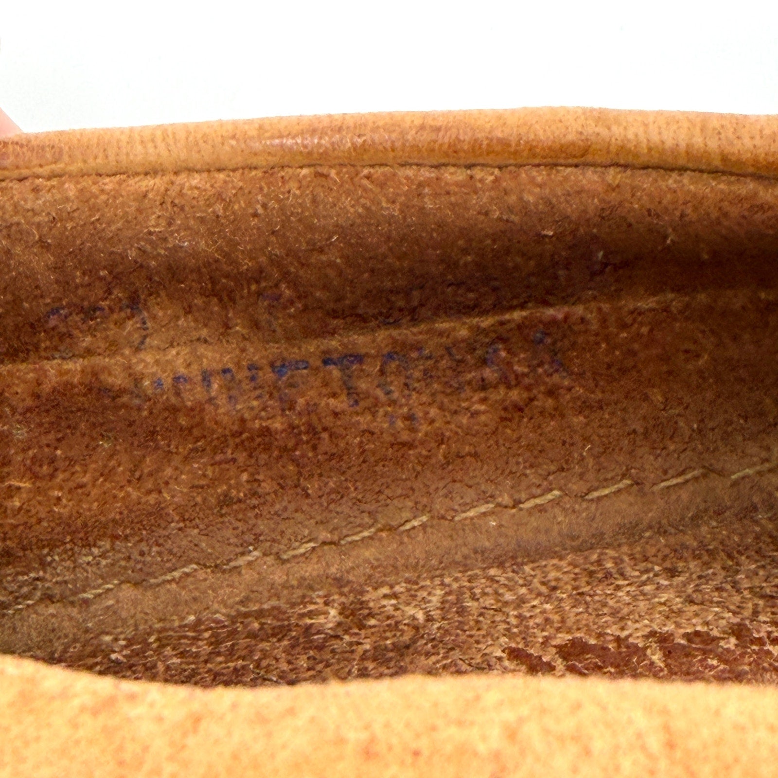 Vintage 90s Minnetonka Tan Genuine Leather Fringe Moccasin Loafers