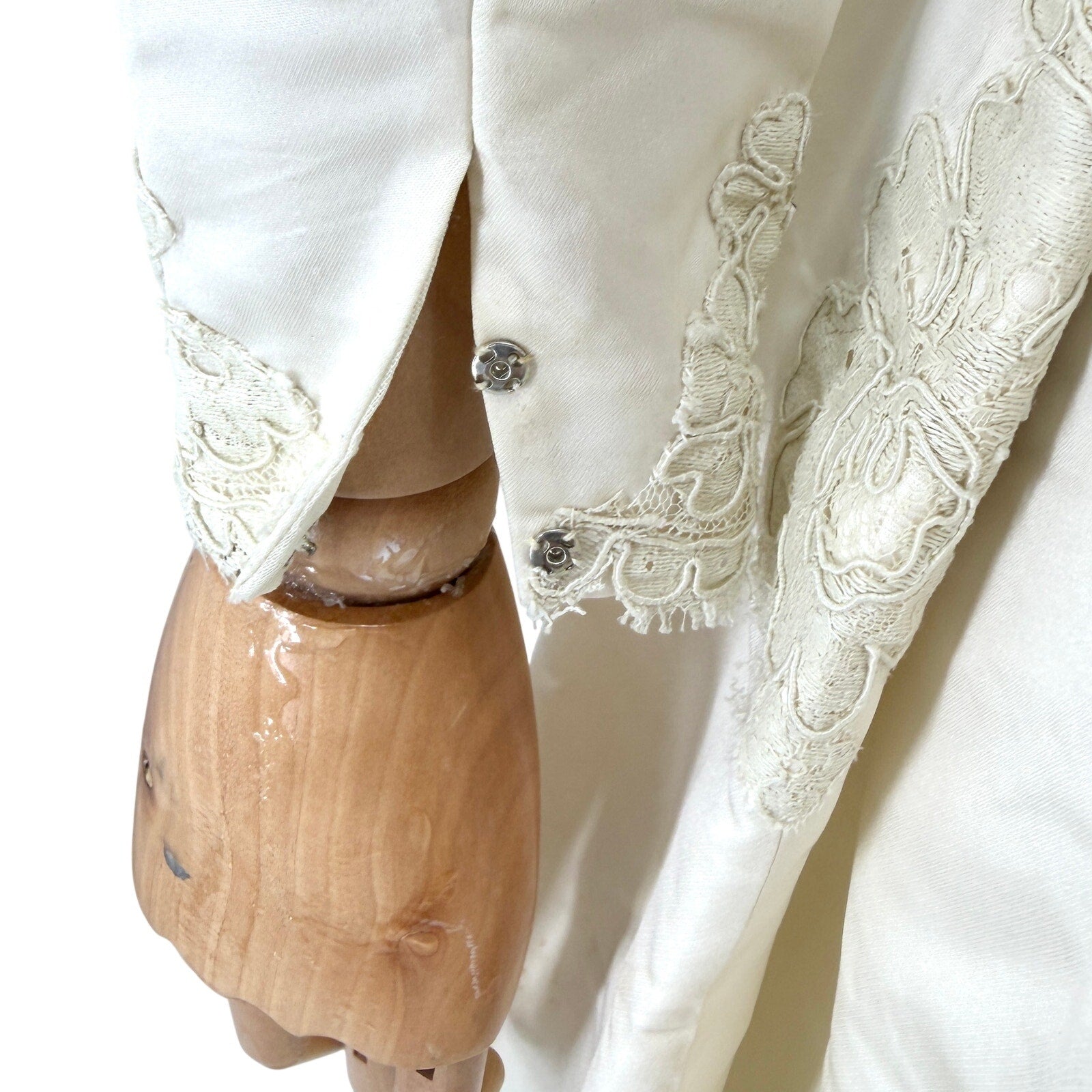 Vintage 60s I Magnin Ivory Satin Elegant Lace Long Sleeve Wedding Dress
