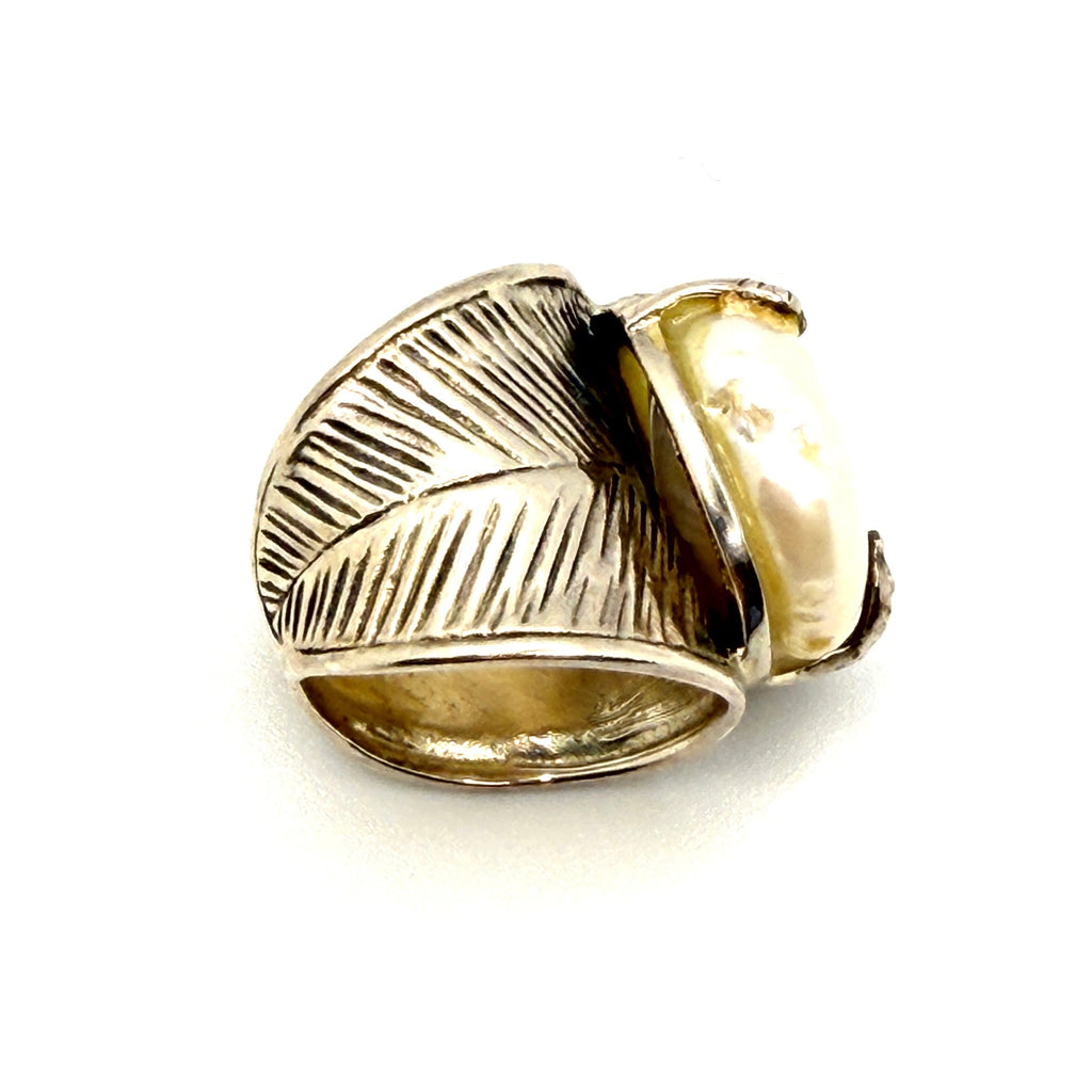 Vintage 90s Signed Collins Fine Jewelry Sterling Mabe Pearl Dolphin Ring