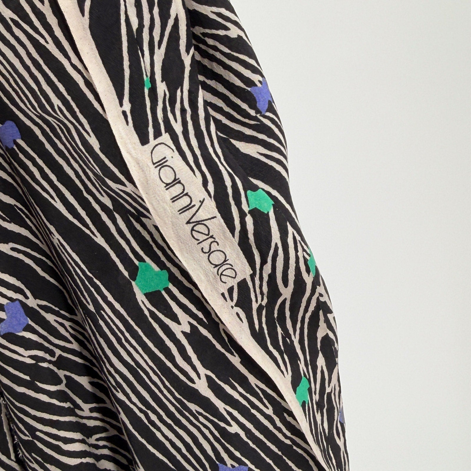 Vintage 80s Gianni Versace Black White 100% Silk Abstract Graphic Mini Dress