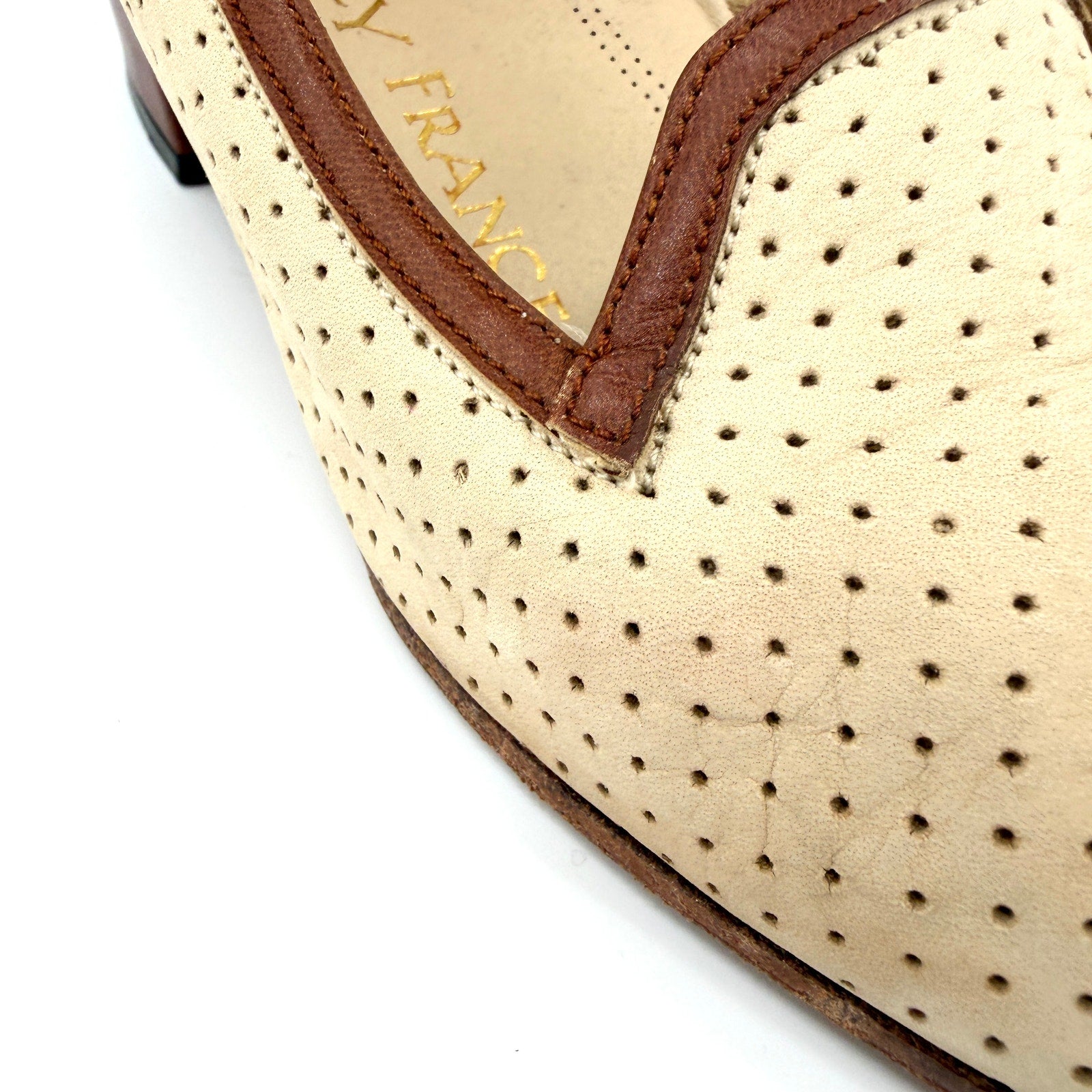Vintage 80s Bally France Cream Genuine Leather Perforated Block Heel Loafers