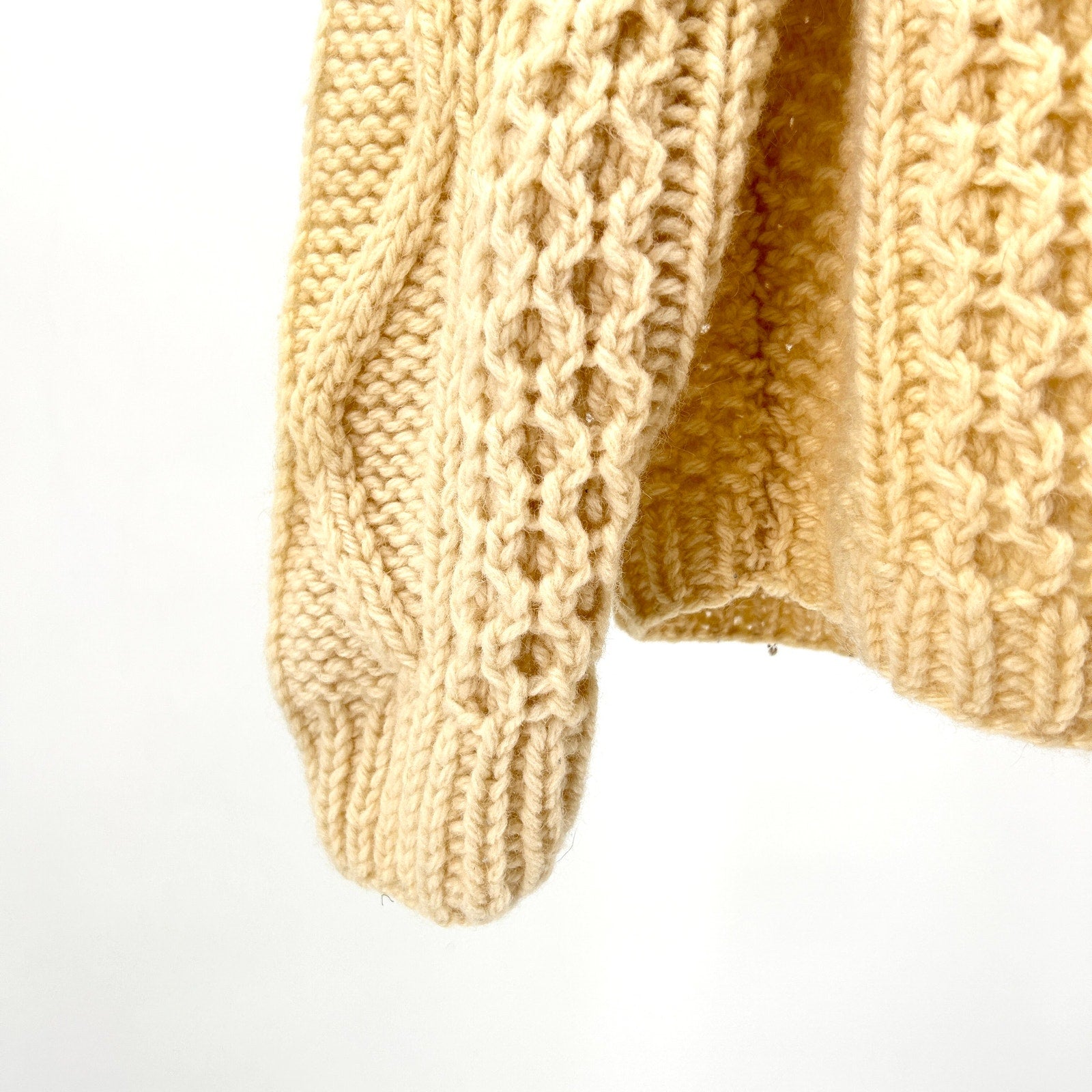 Vintage 70s Italian Alexander’s Cream Wool Fisherman Knit Sweater