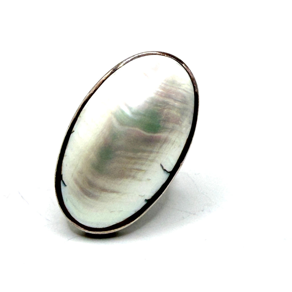 Vintage 90s Stamped Sterling Silver White Mother of Pearl Oval Cocktail Ring