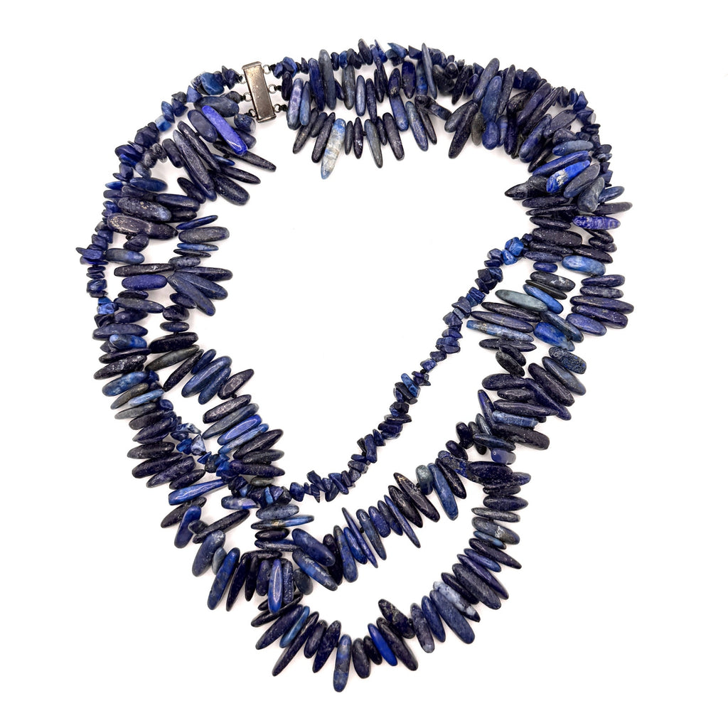 Vintage 90s Blue Lapis Lazuli Western Triple Strand Tusk Necklace