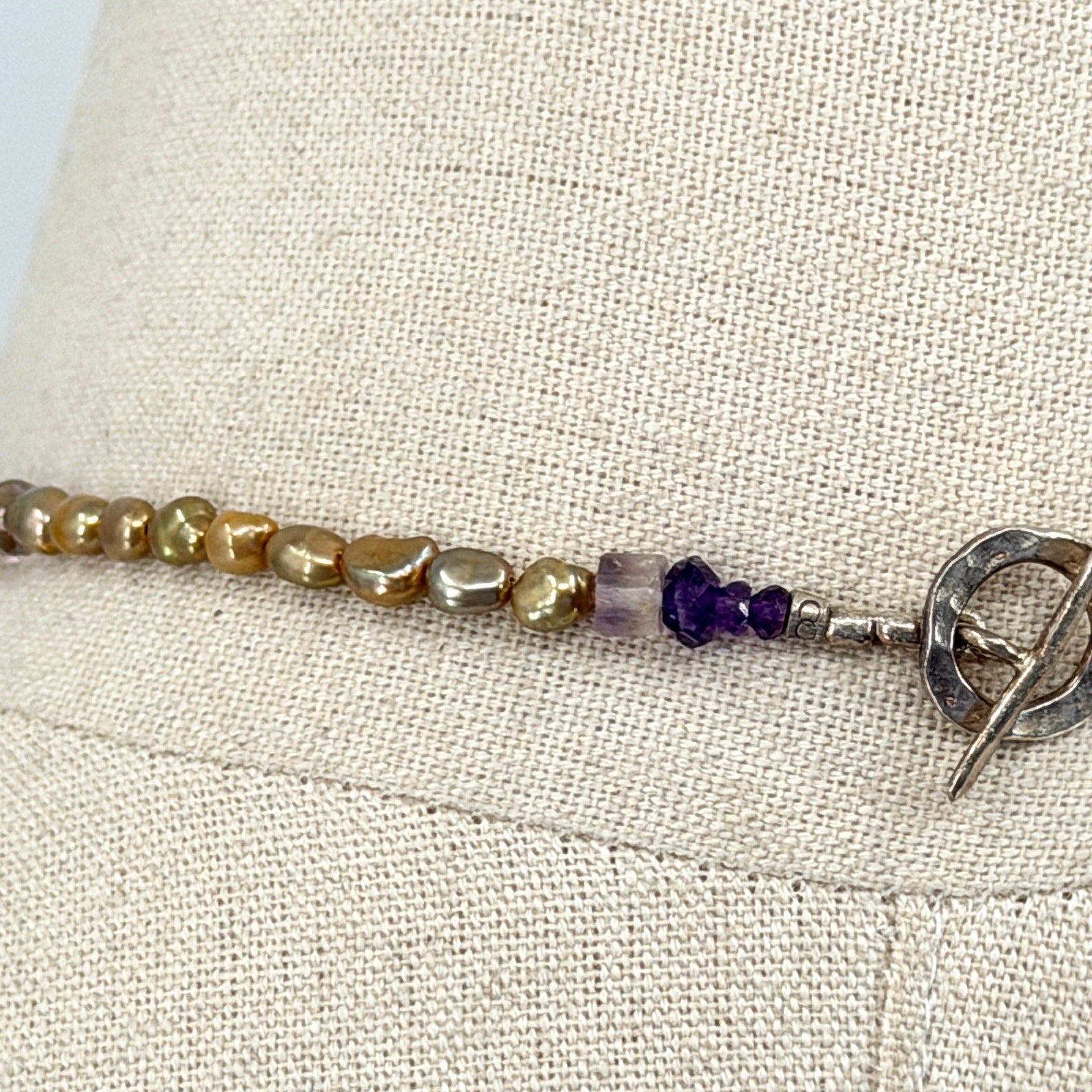 Vintage 90s Copper Tone Pearl Amethyst Ice Jadeite Disk Toggle Necklace