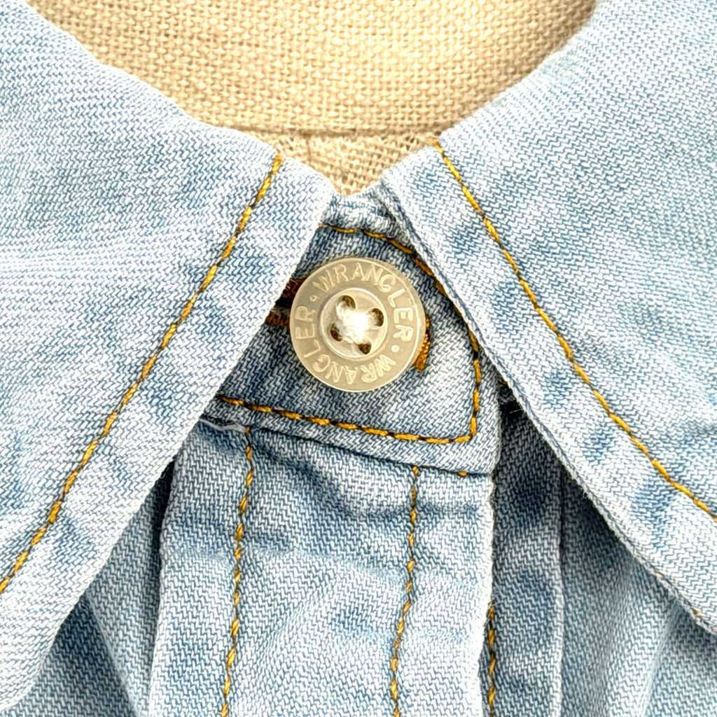 Wrangler Light Blue 100% Cotton Pearl Snap Sleeveless Tie Front Top