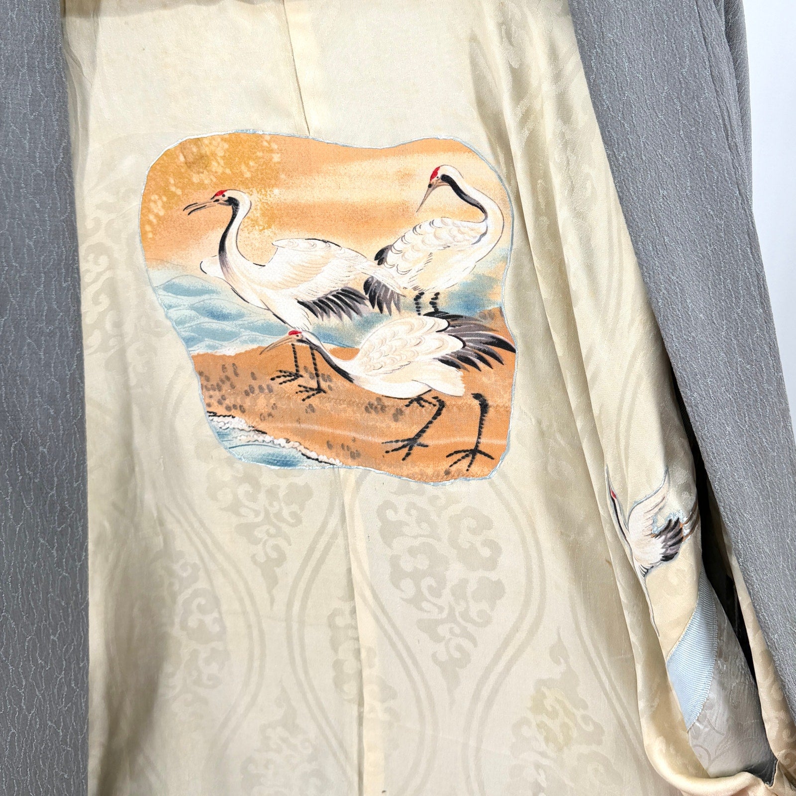 Vintage 70s Gray 100% Silk Boho Crane Art Lining Haori Kimono Jacket