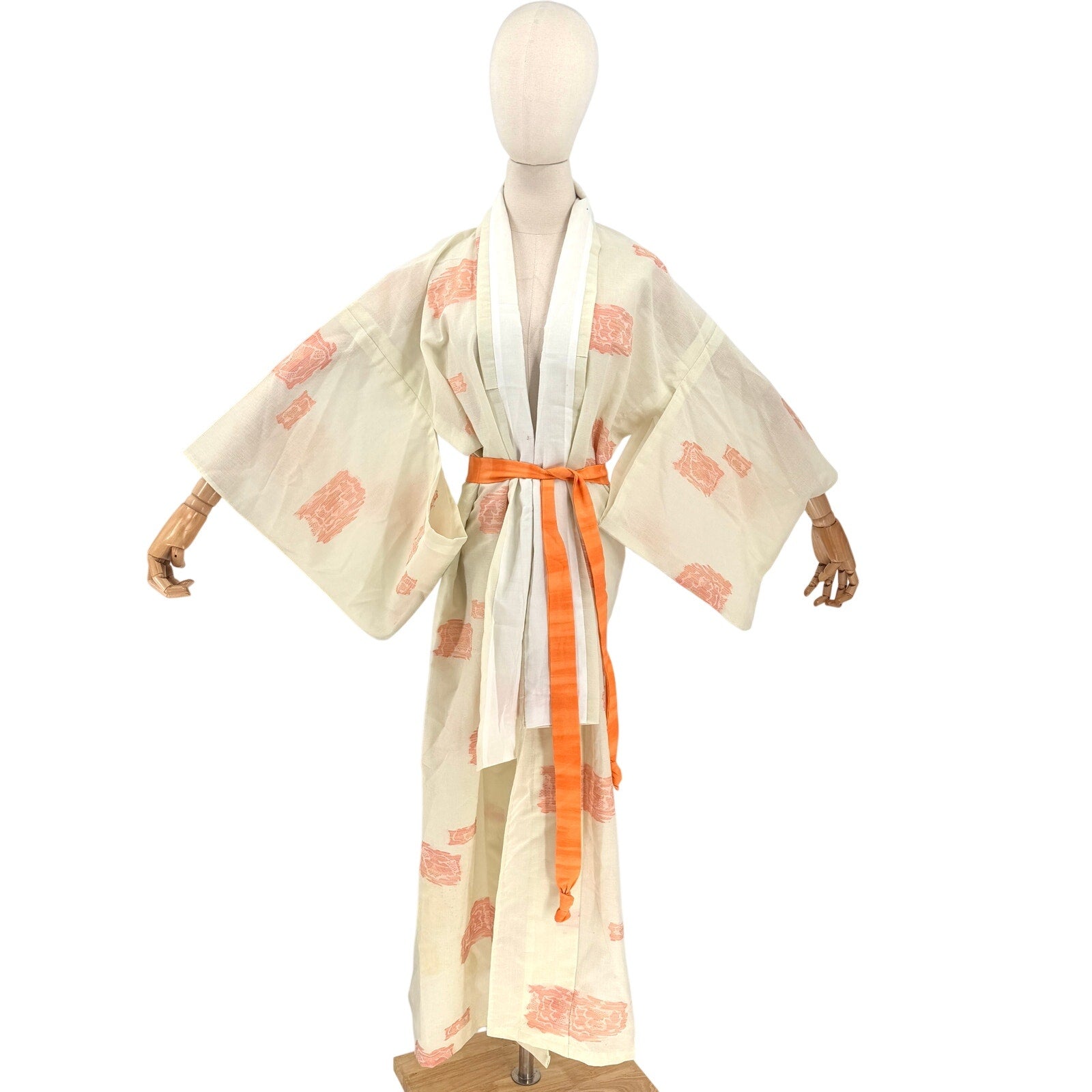 Vintage 70s Showa Cream Peach Patterned Open Weave Sha Gauze Silk Kimono Robe