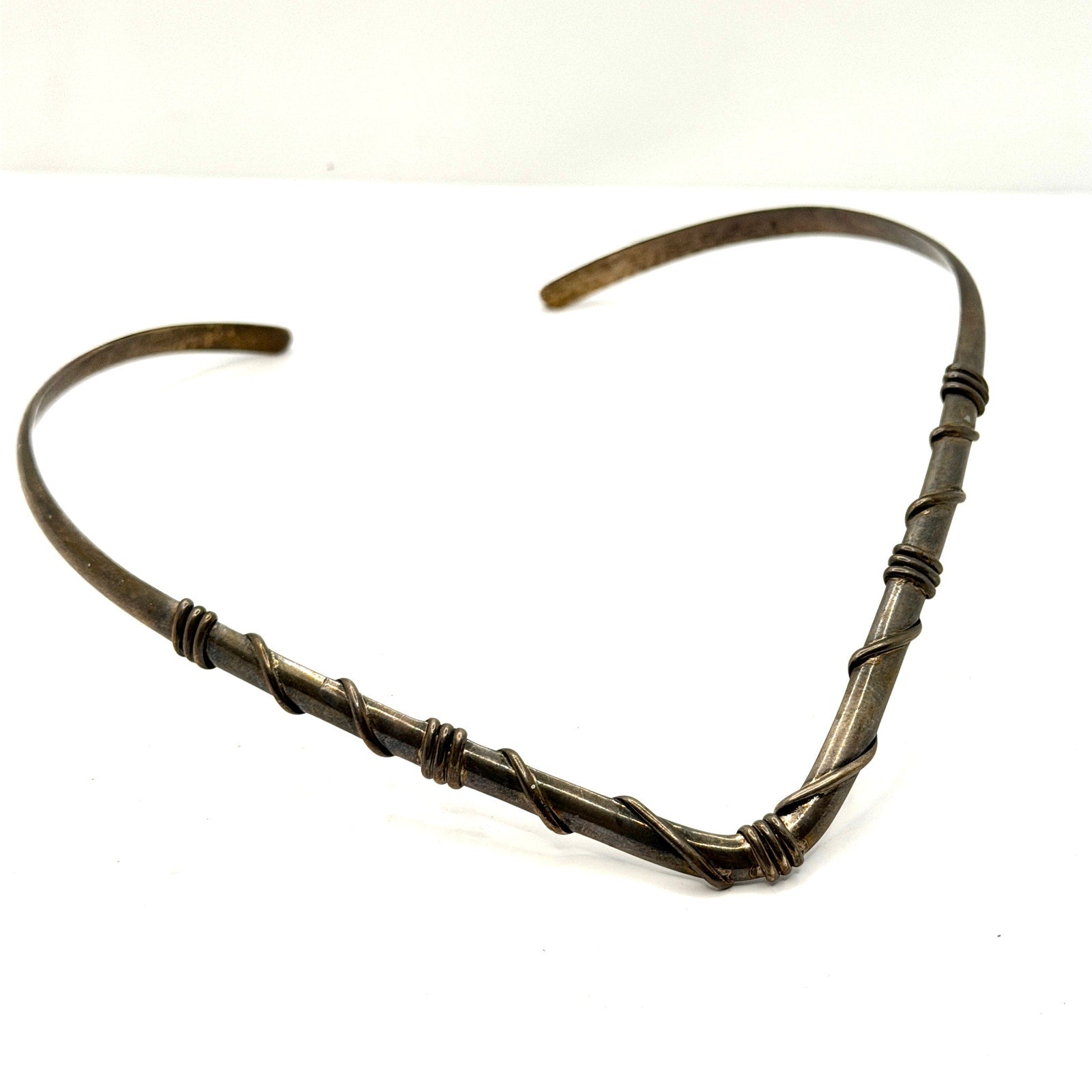 Vintage 90s Sterling Silver Wire Wrapped V Neck Collar Choker Necklace