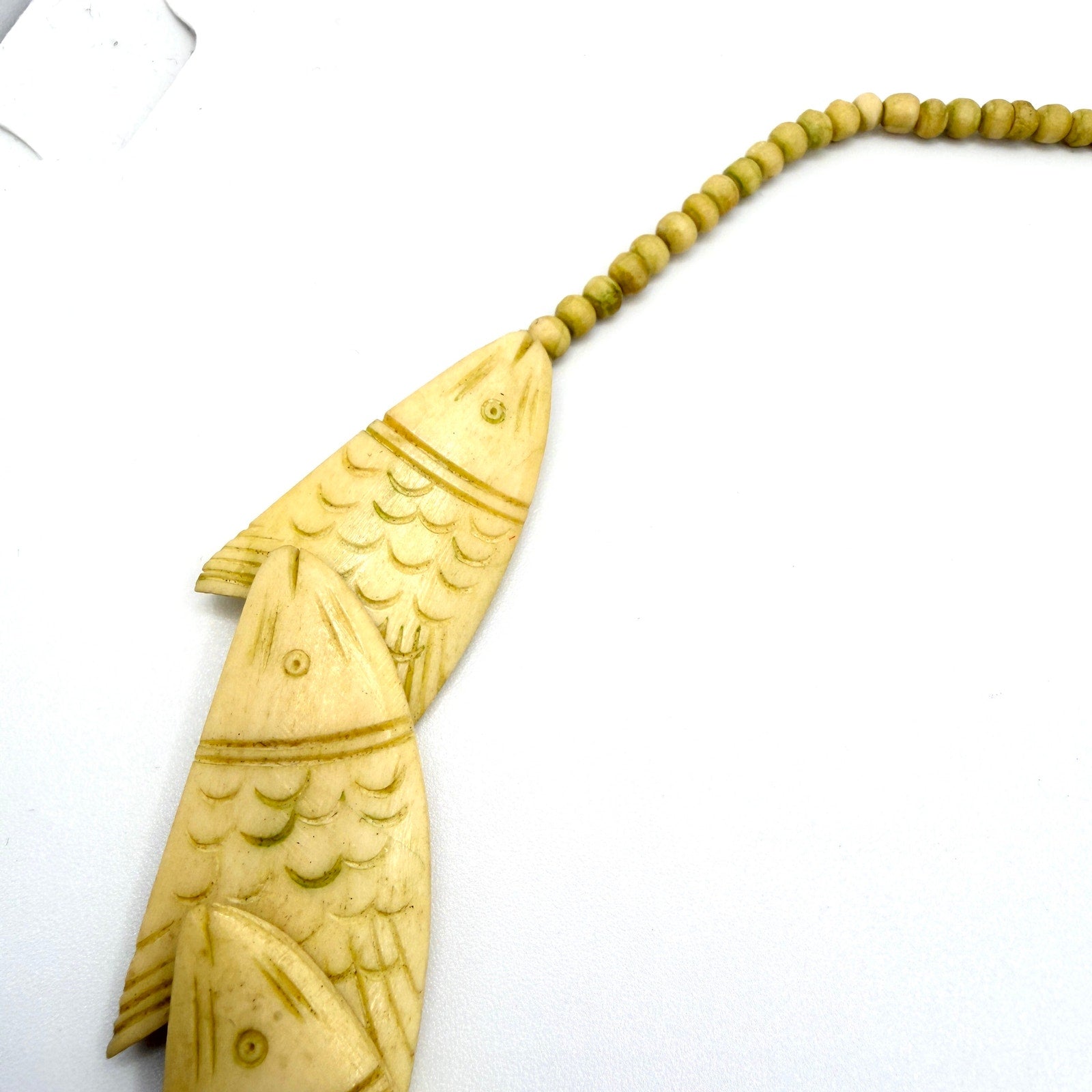 Vintage 70s Hand Carved Bovine Bone Fish Tropical Nautical Statement Necklace