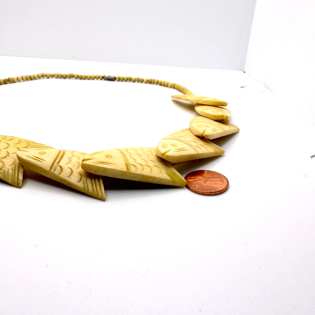 Vintage 70s Hand Carved Bovine Bone Fish Tropical Nautical Statement Necklace