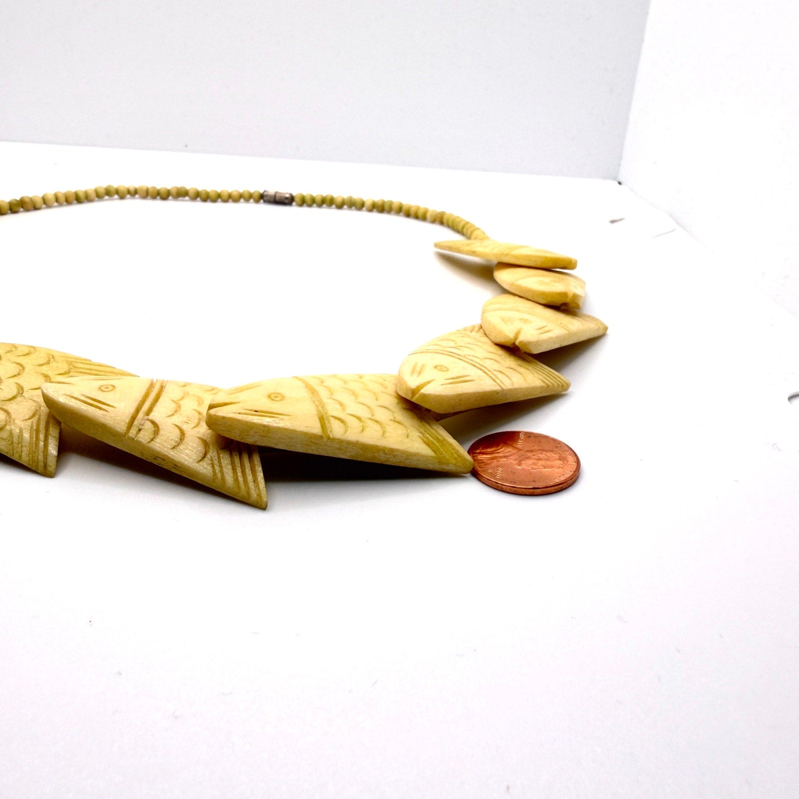 Vintage 70s Hand Carved Bovine Bone Fish Tropical Nautical Statement Necklace
