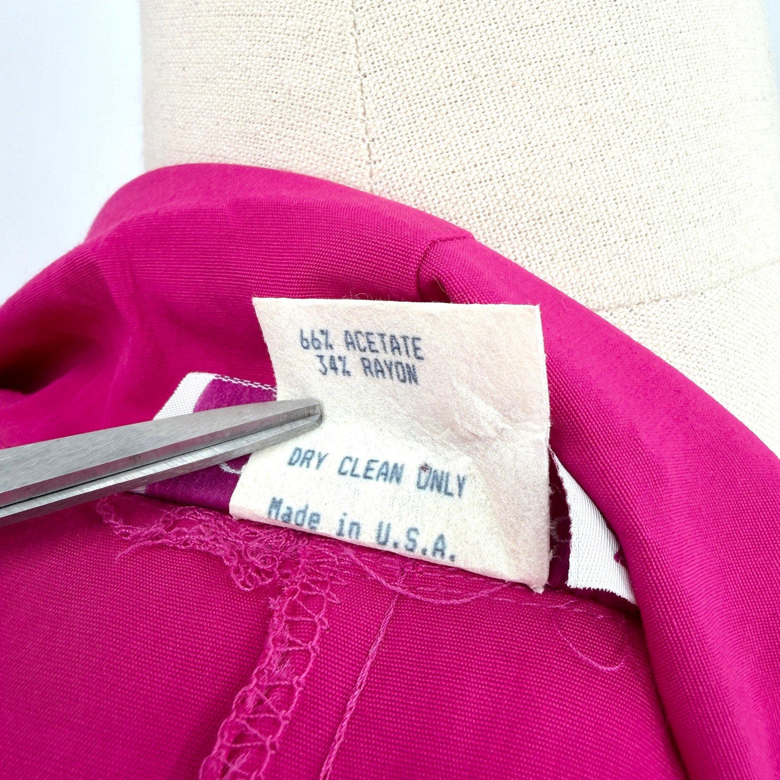 Vintage 80s Blossom Rosen Hot Pink Open Front Storm Flap Trench Duster Jacket