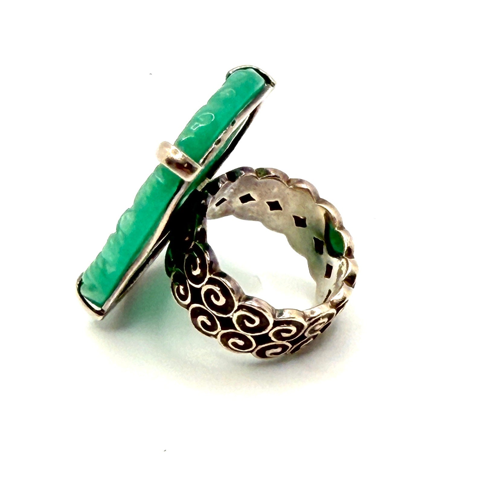Vintage Y2K Amy Kahn Russell Signed Sterling Silver Carved Jade Statement Ring