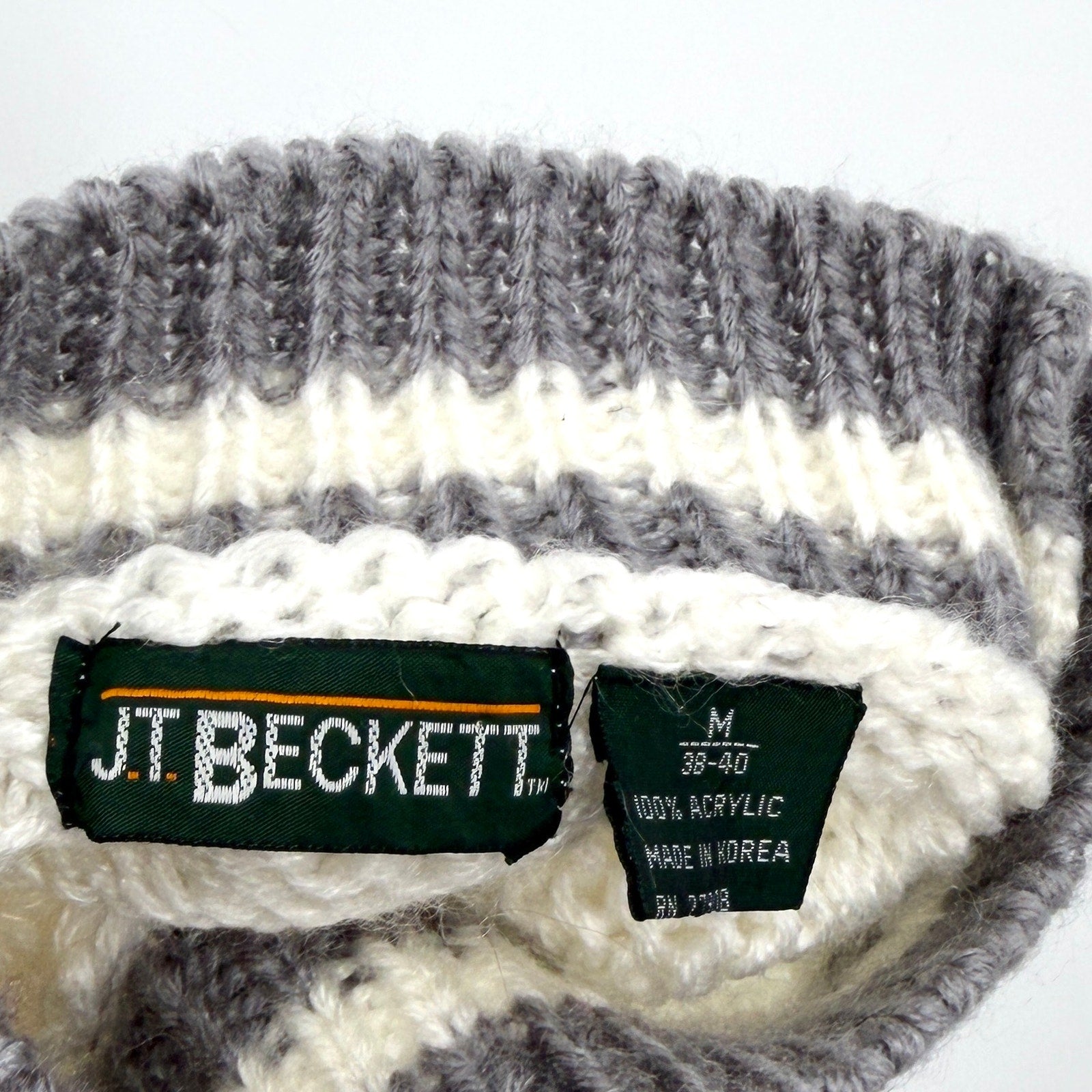 Vintage 80s J.T. Beckett White Blue Diamond Pattern Oversized Ski Sweater