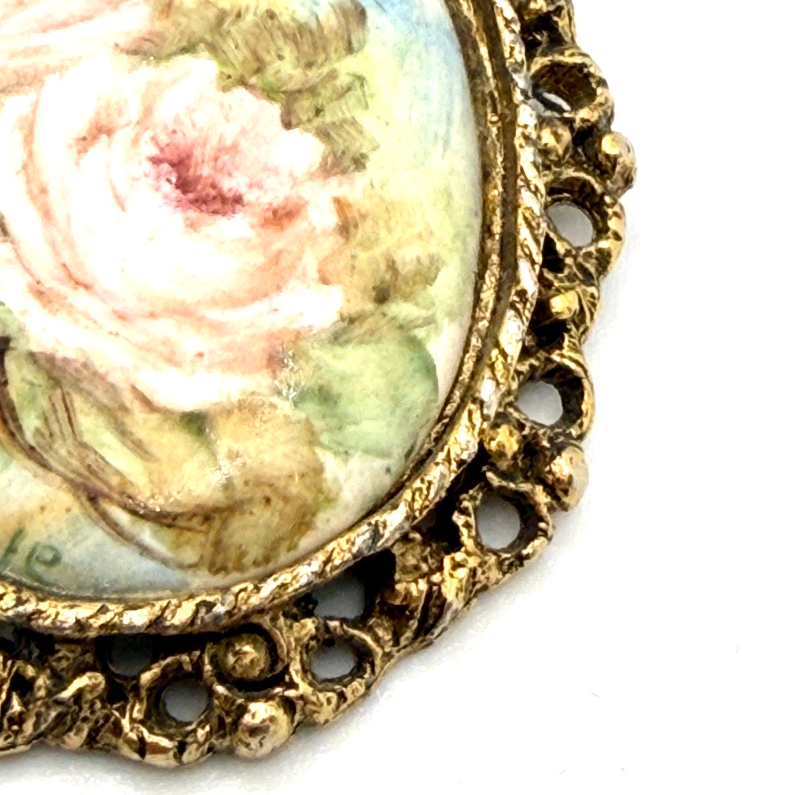 Vintage 60s Artist Signed Floral Porcelain Romantic Hand Painted Brooch