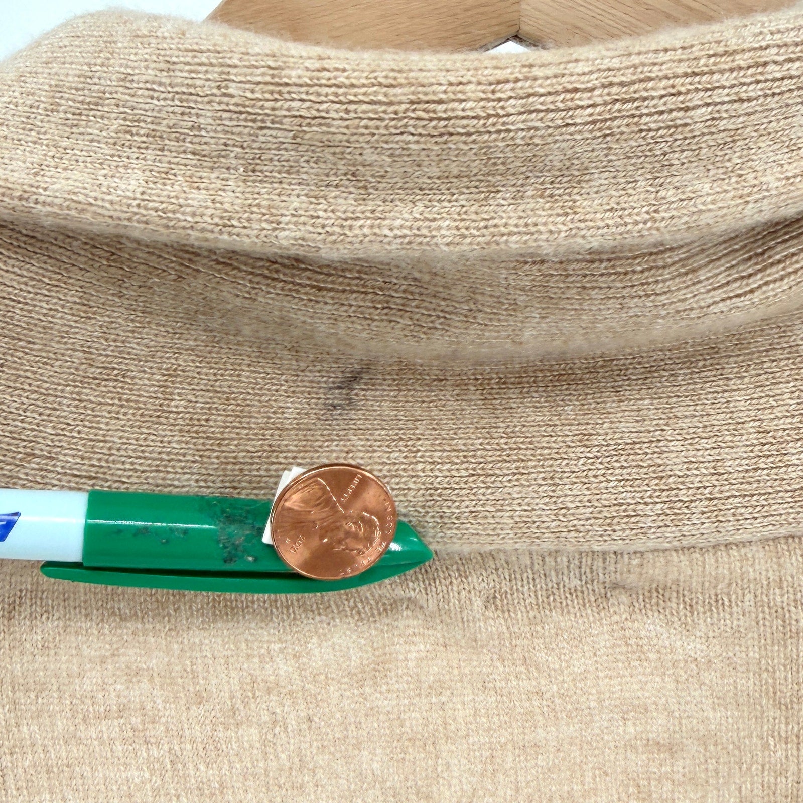 Reiss Camel Cashmere Minimalist Shawl Collar Sweater V-Neck Top
