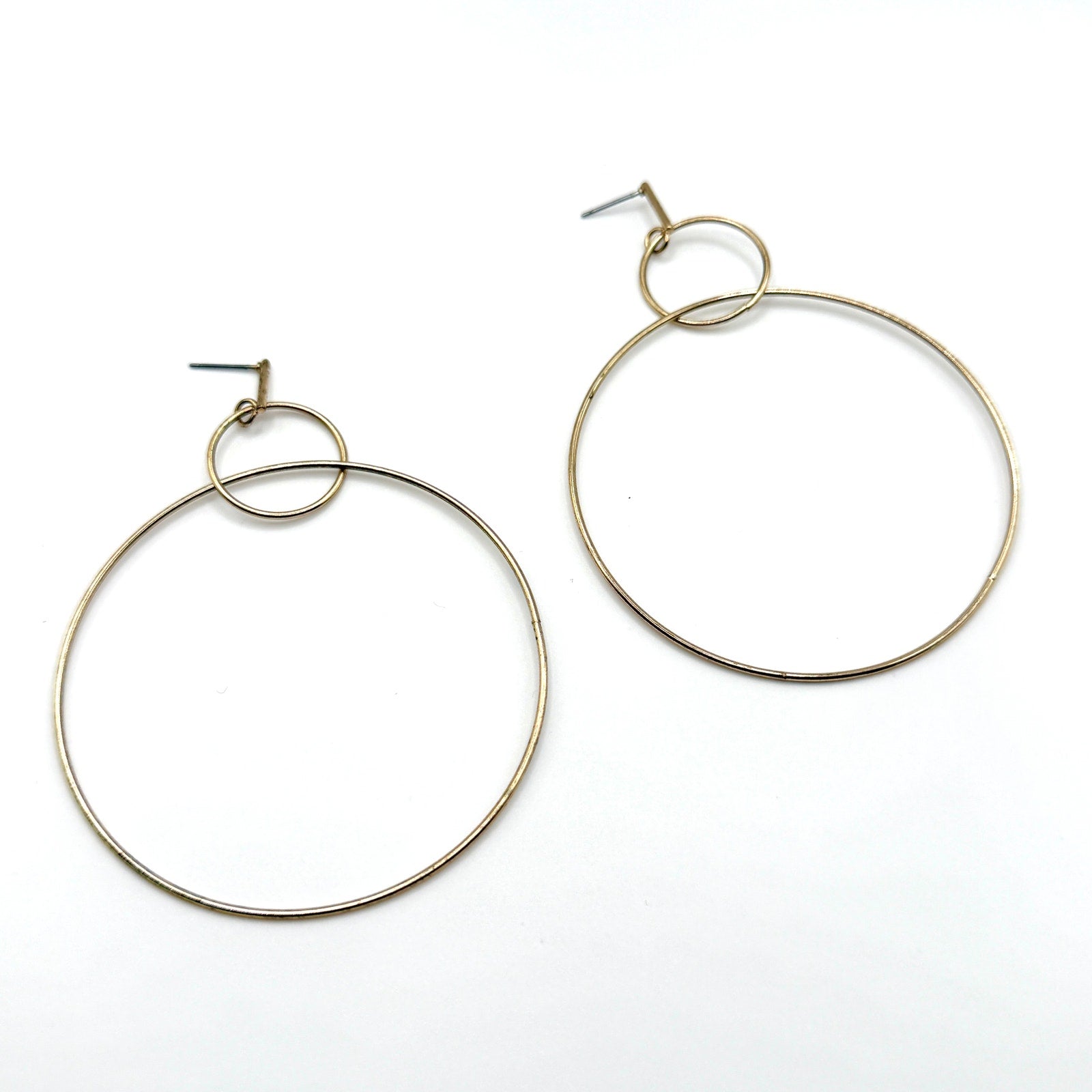Vintage 70s Gold Tone Geometric Double Interlocking Hoop Dangle Earrings