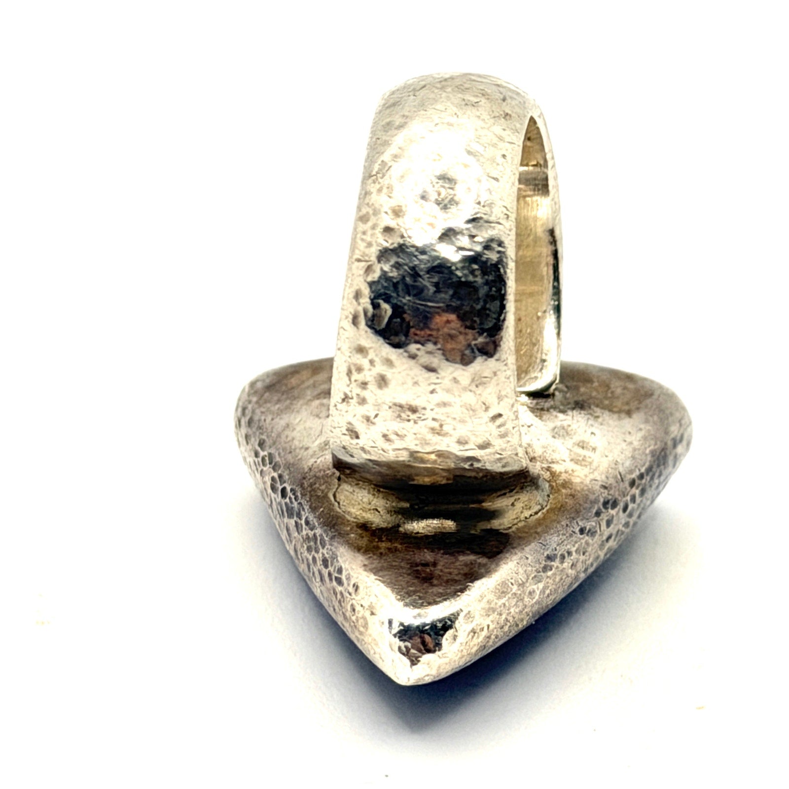 Vintage 90s Blue Lapis Lazuli Sterling Silver Hammered Triangle Ring
