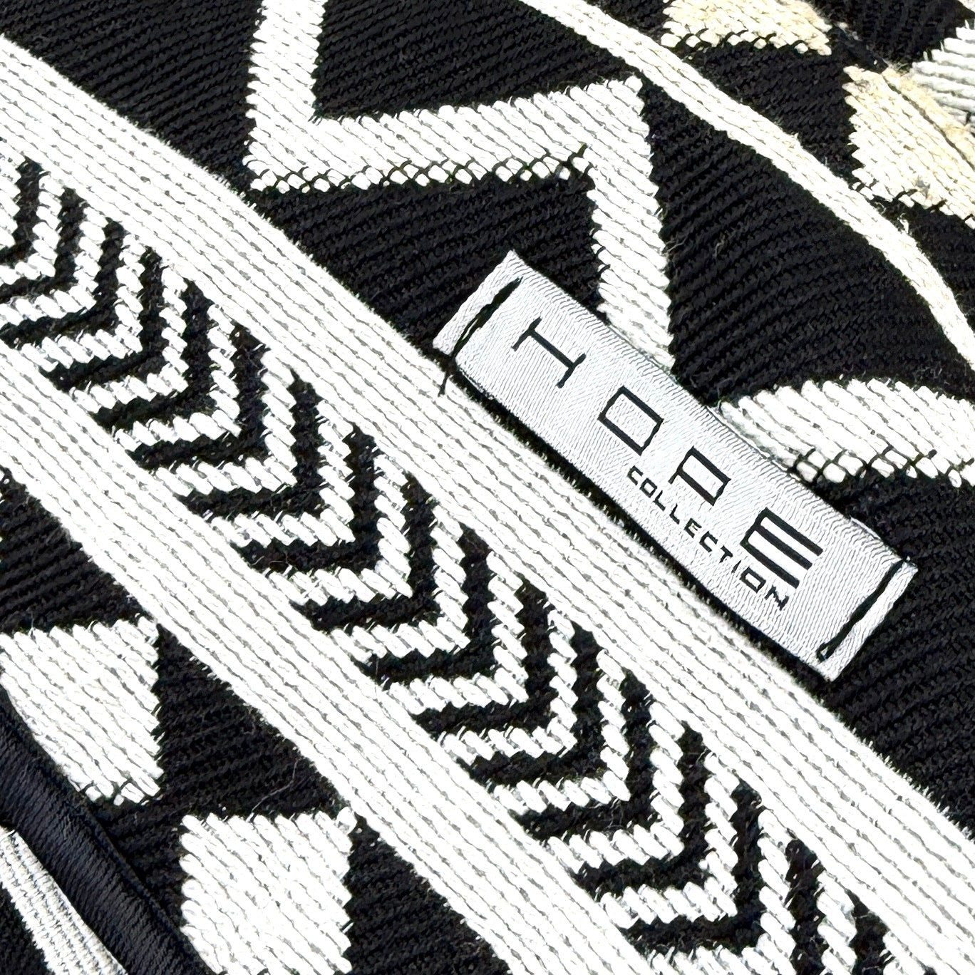 Hope Black White Aztec Tribal Geometric Snap Front Collarless Jacket