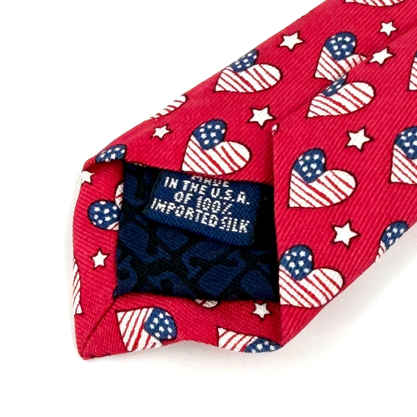 Vintage Y2K Vineyard Vines Red 100% Silk Patriotic USO Heart Necktie