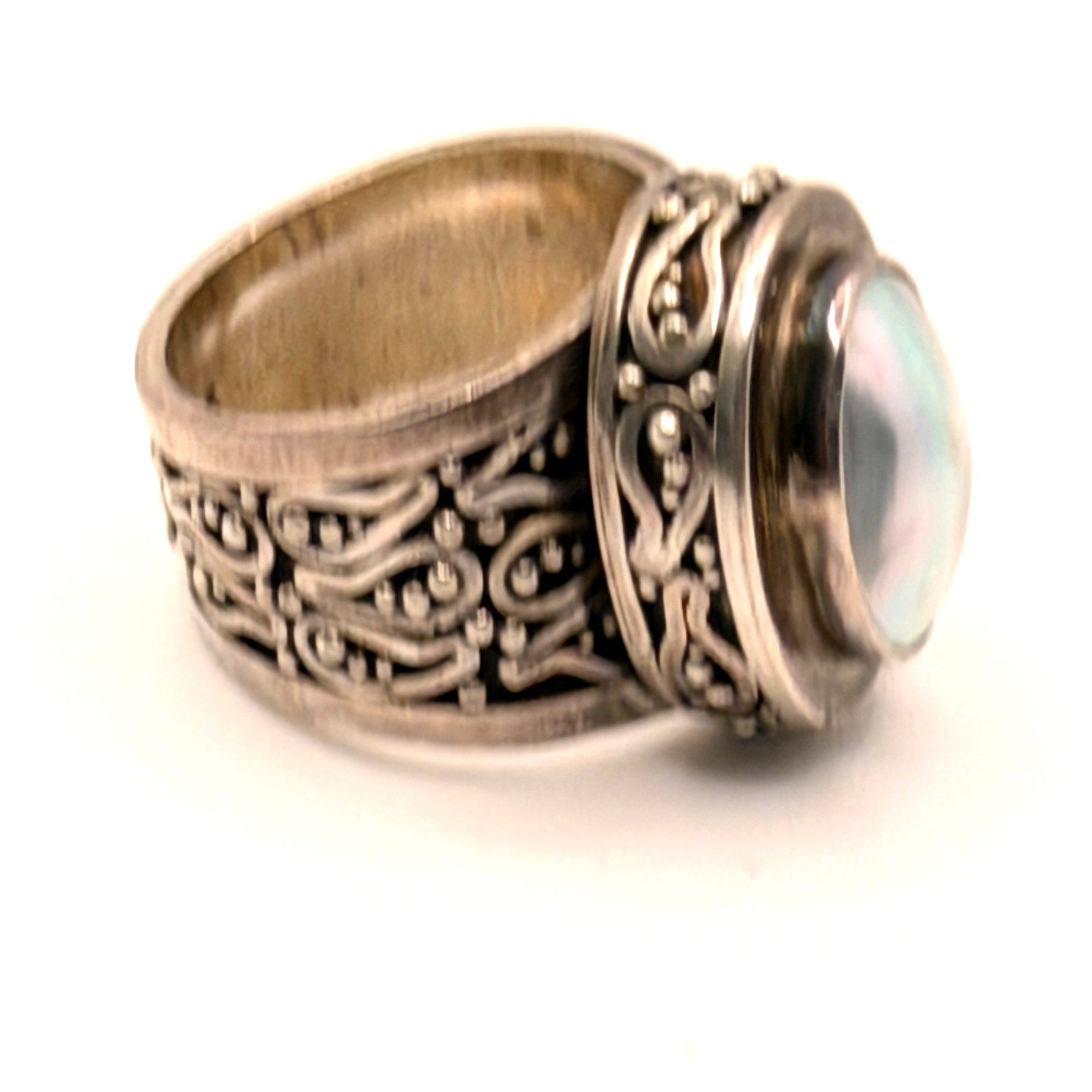 Vintage 90s Sterling Silver Stamped Mother of Pearl Ornate Statement Ring