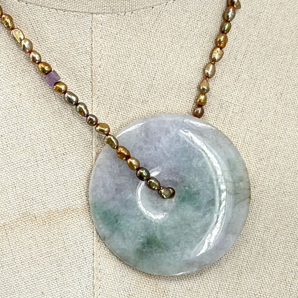 Vintage 90s Copper Tone Pearl Amethyst Ice Jadeite Disk Toggle Necklace
