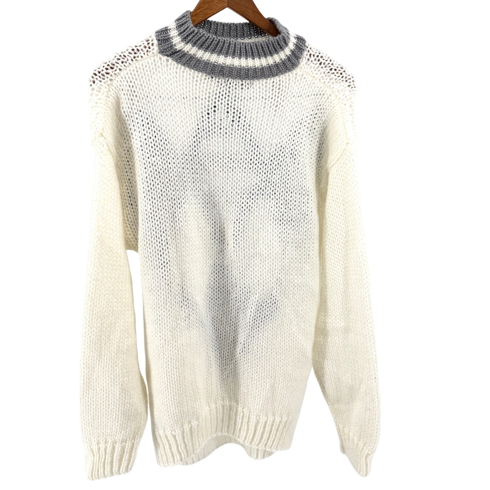 Vintage 80s J.T. Beckett White Blue Diamond Pattern Oversized Ski Sweater