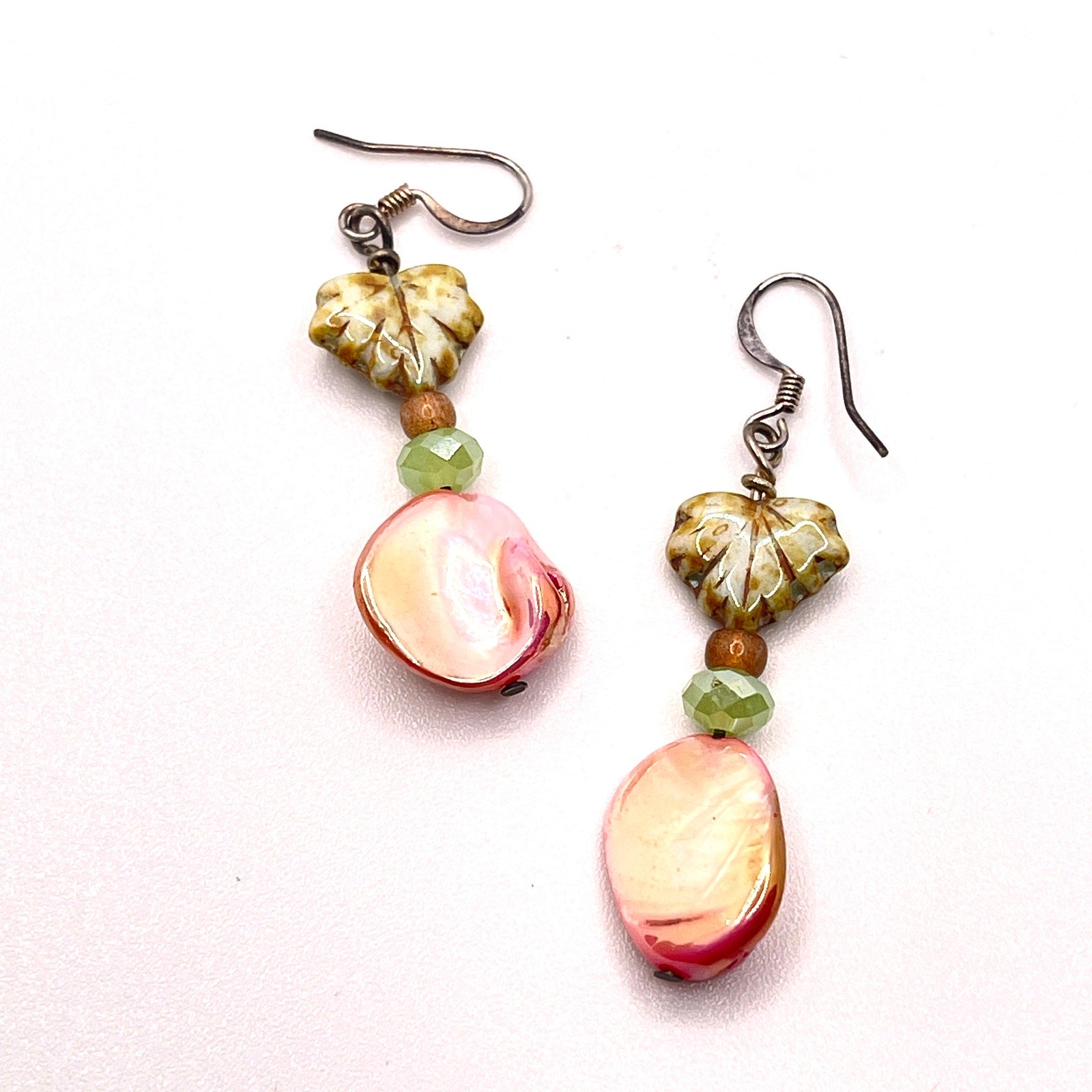 Vintage 90s Pink Mother of Pearl Ceramic Leaf Botanical Statement Drop Earrings